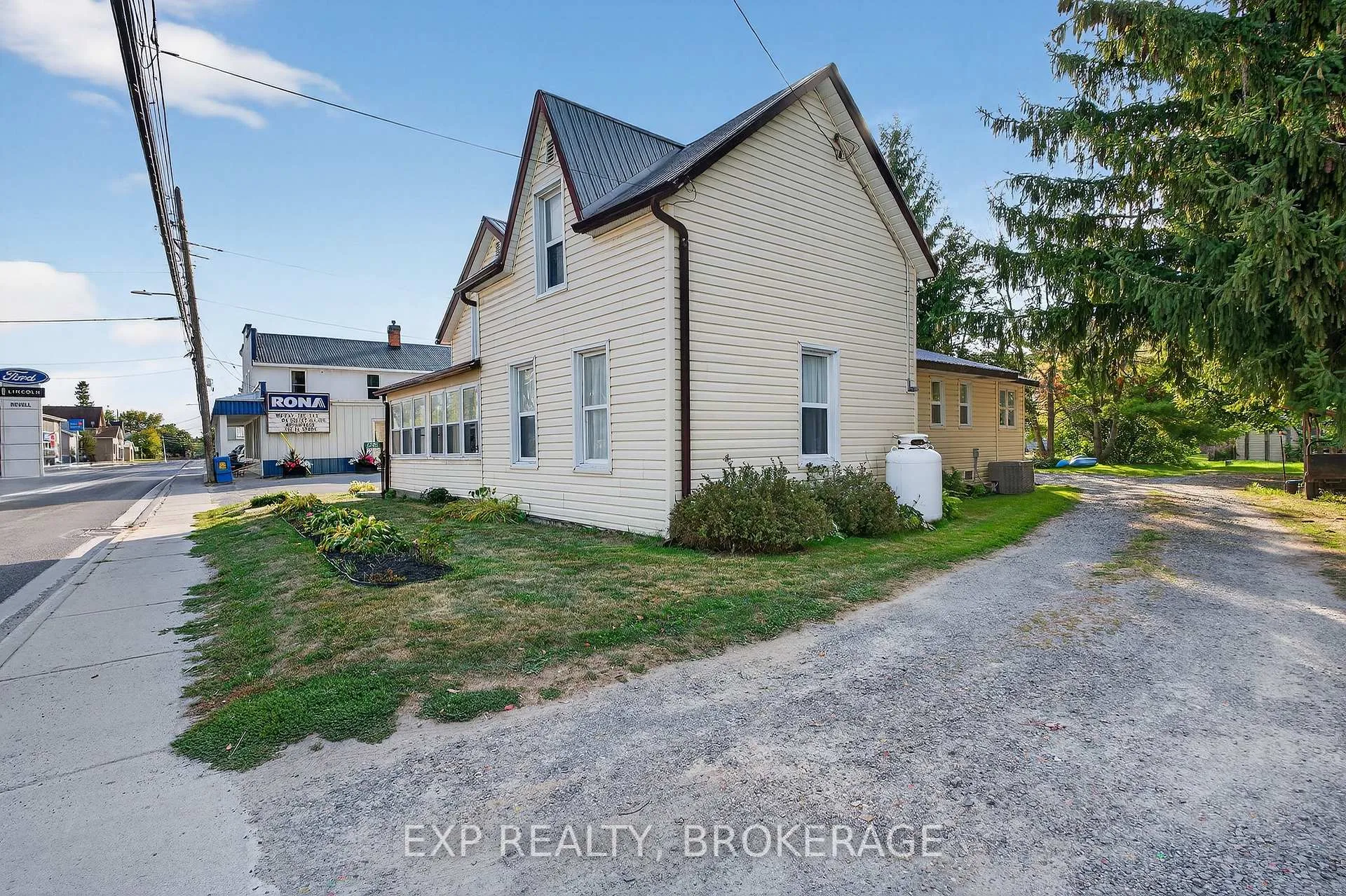 Photo 3 of 6745 Road 38, Frontenac, Frontenac South — HOMEH