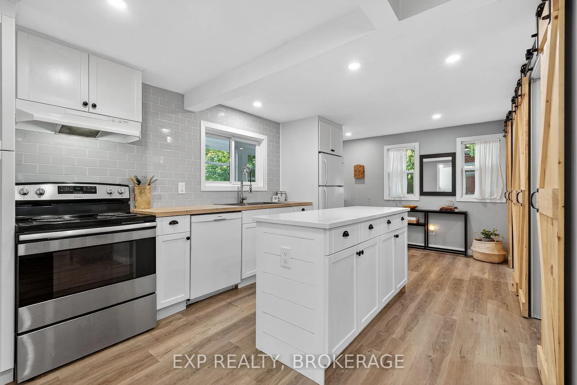 Photo 8 of 6745 Road 38, Frontenac, Frontenac South — HOMEH