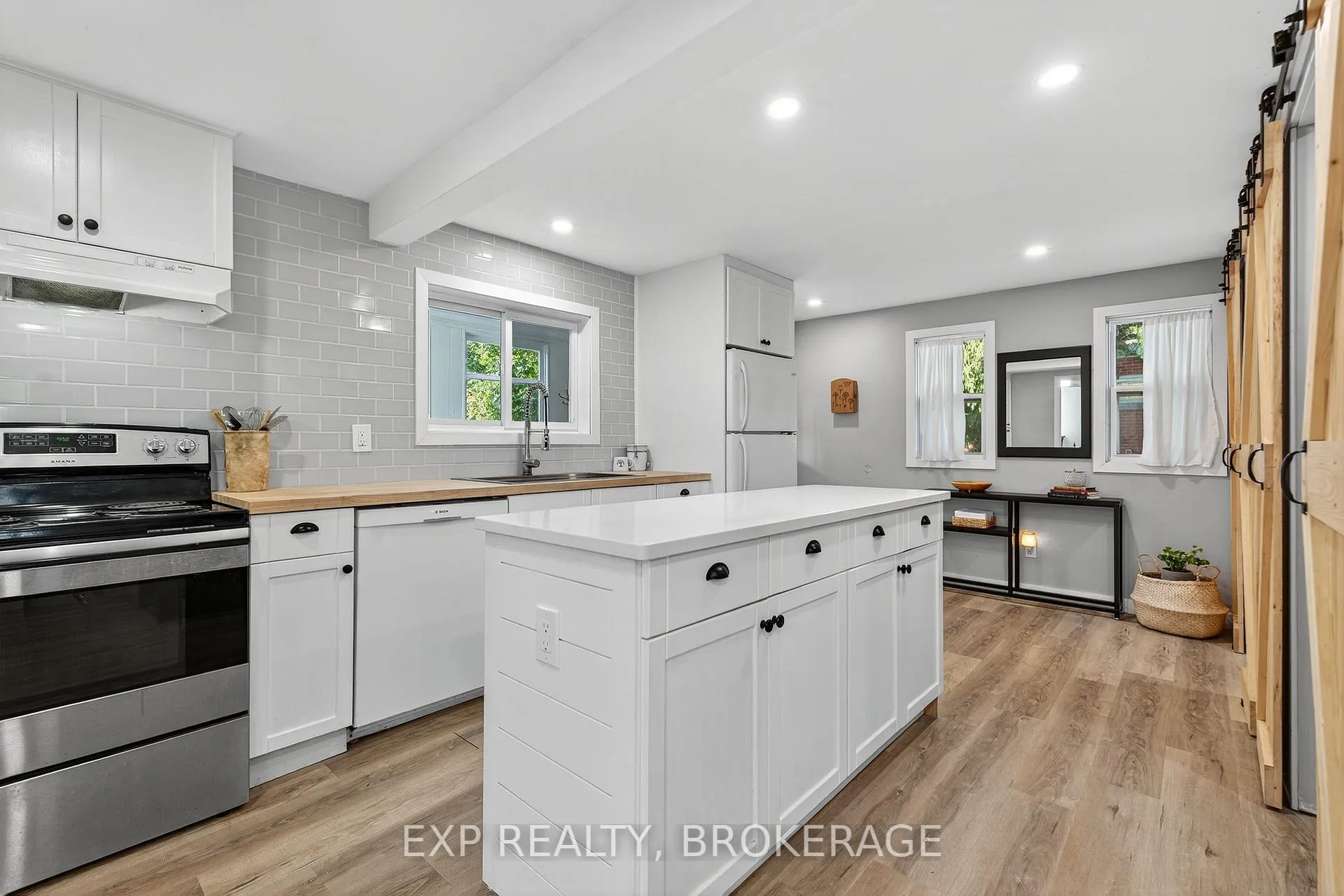 Photo 9 of 6745 Road 38, Frontenac, Frontenac South — HOMEH
