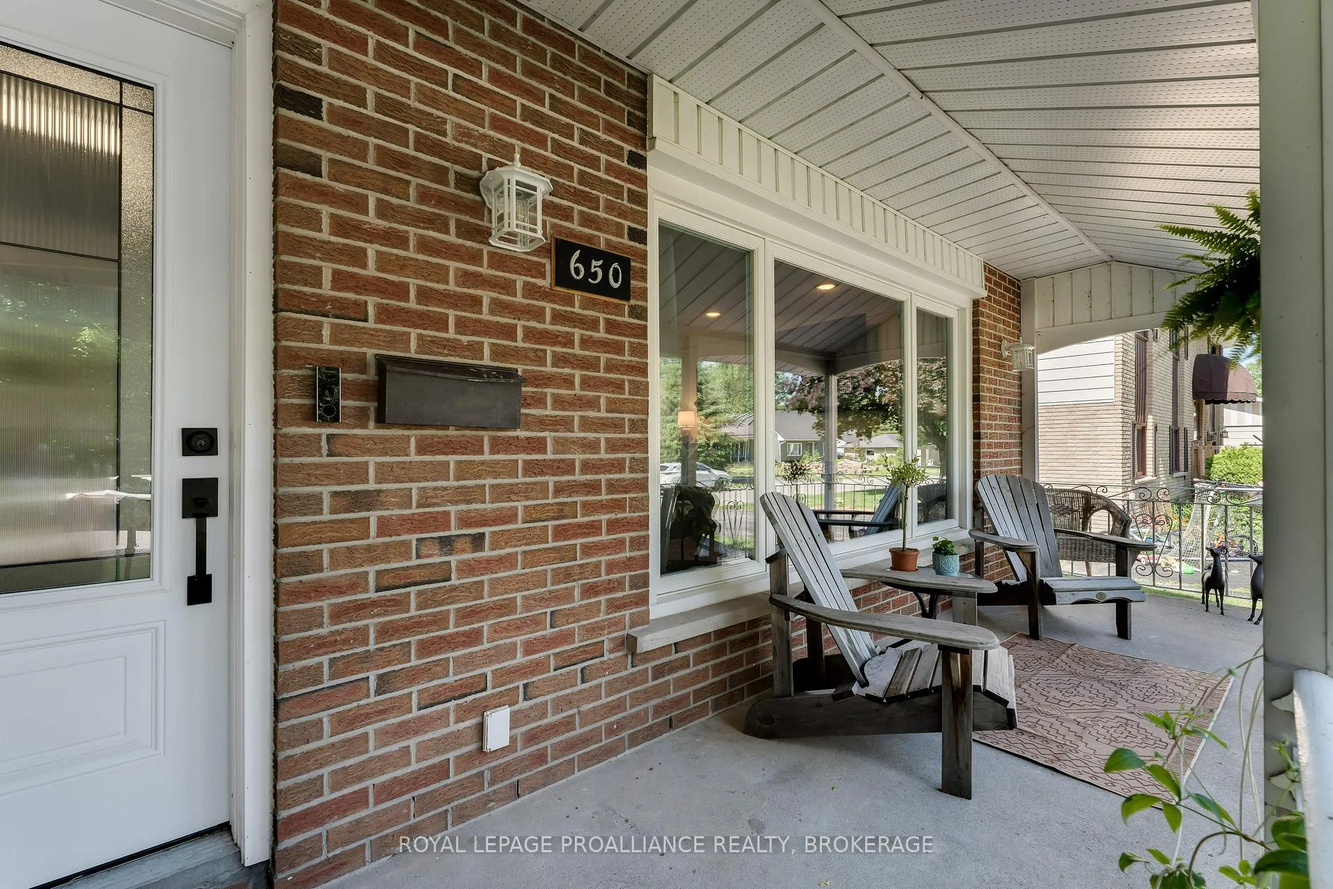Photo 3 of 650 Steel Street, Gananoque — HOMEH