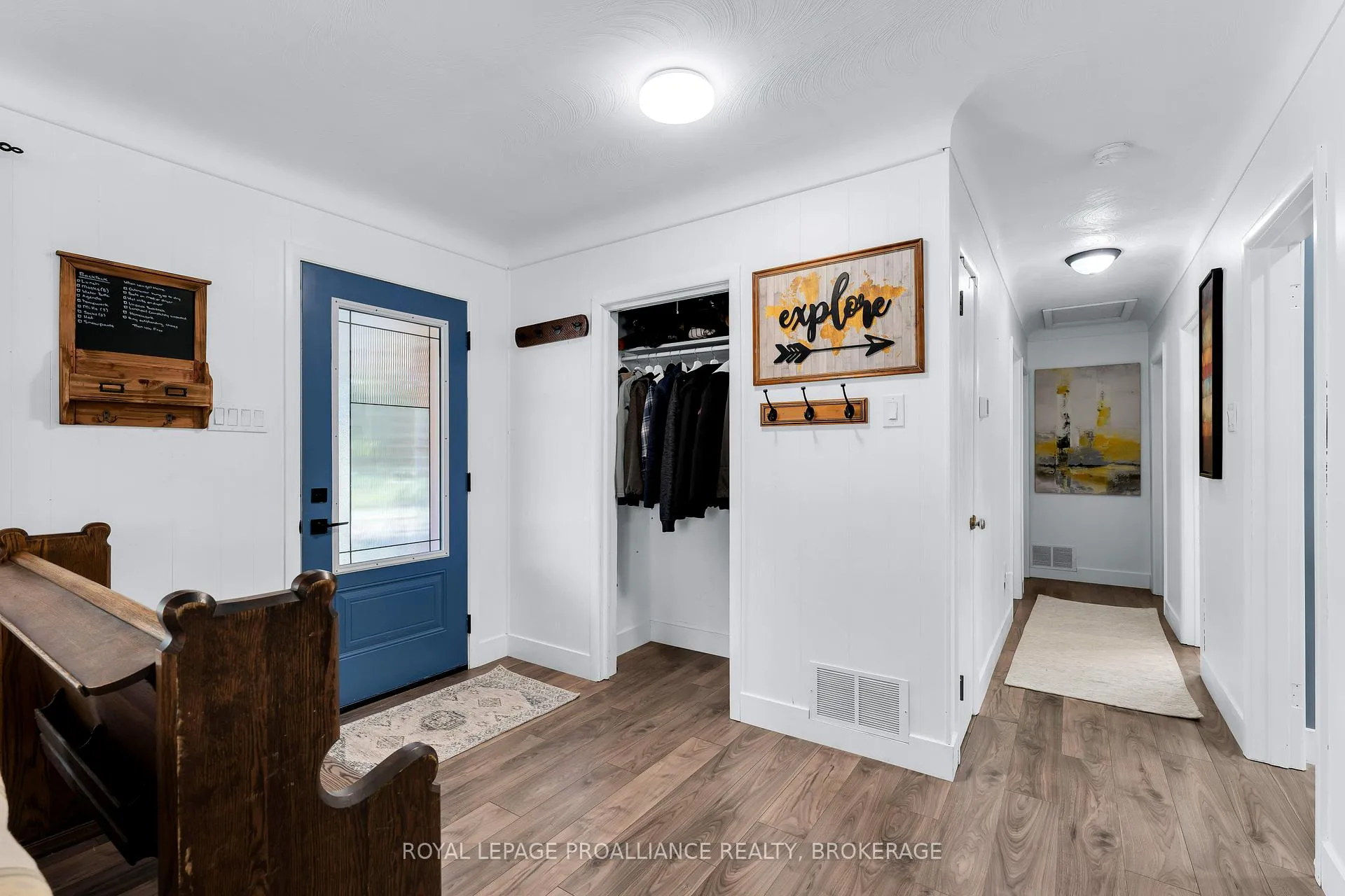 Photo 5 of 650 Steel Street, Gananoque — HOMEH