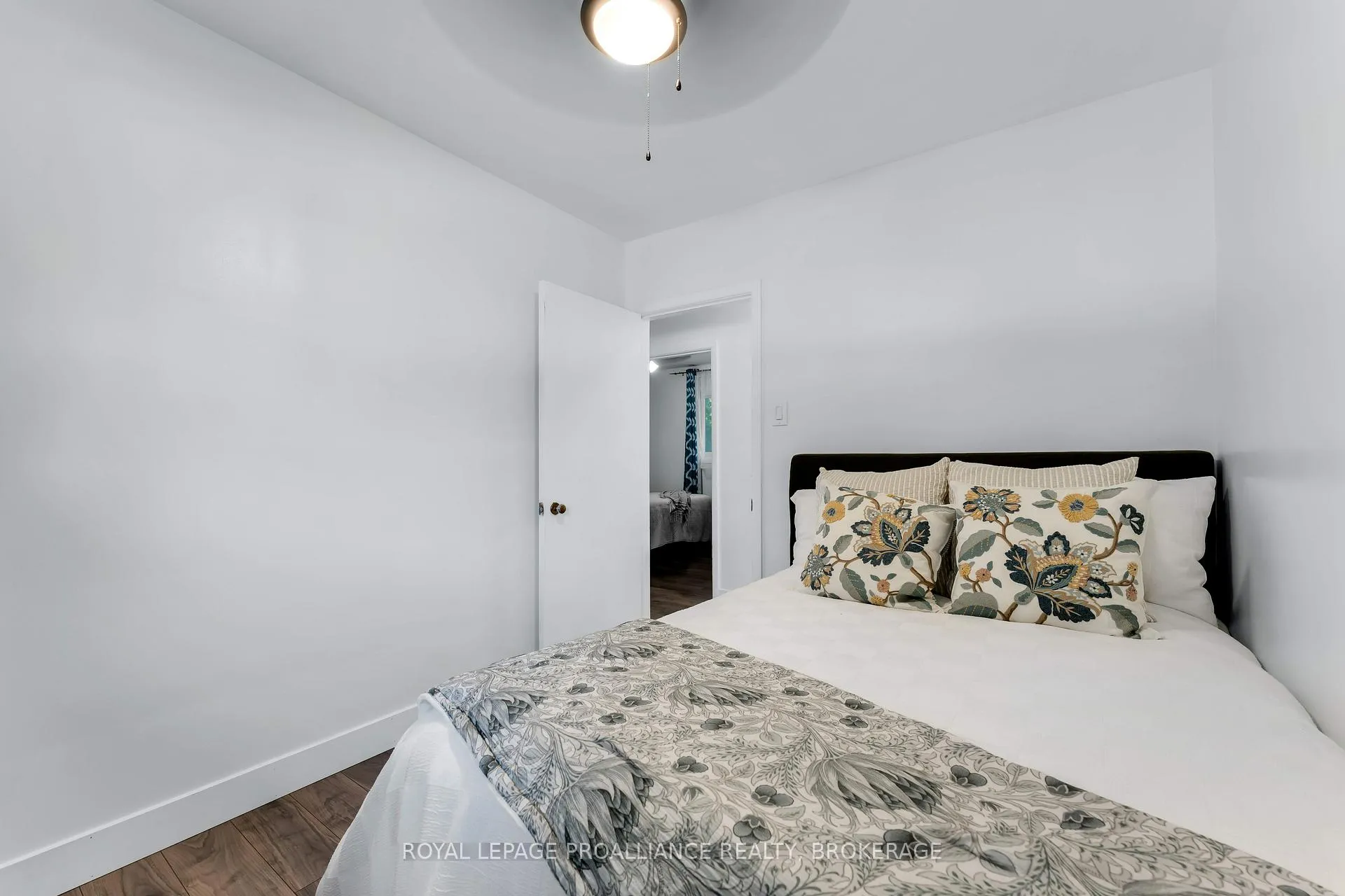Photo 21 of 650 Steel Street, Gananoque — HOMEH