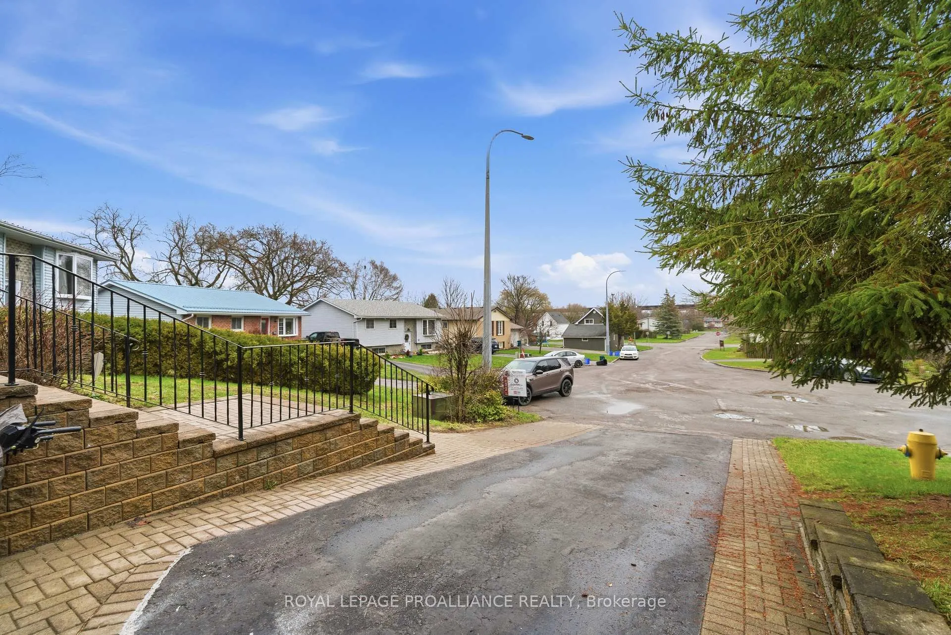 Photo 5 of 19 Allore Avenue, Quinte West, Trenton Ward — HOMEH