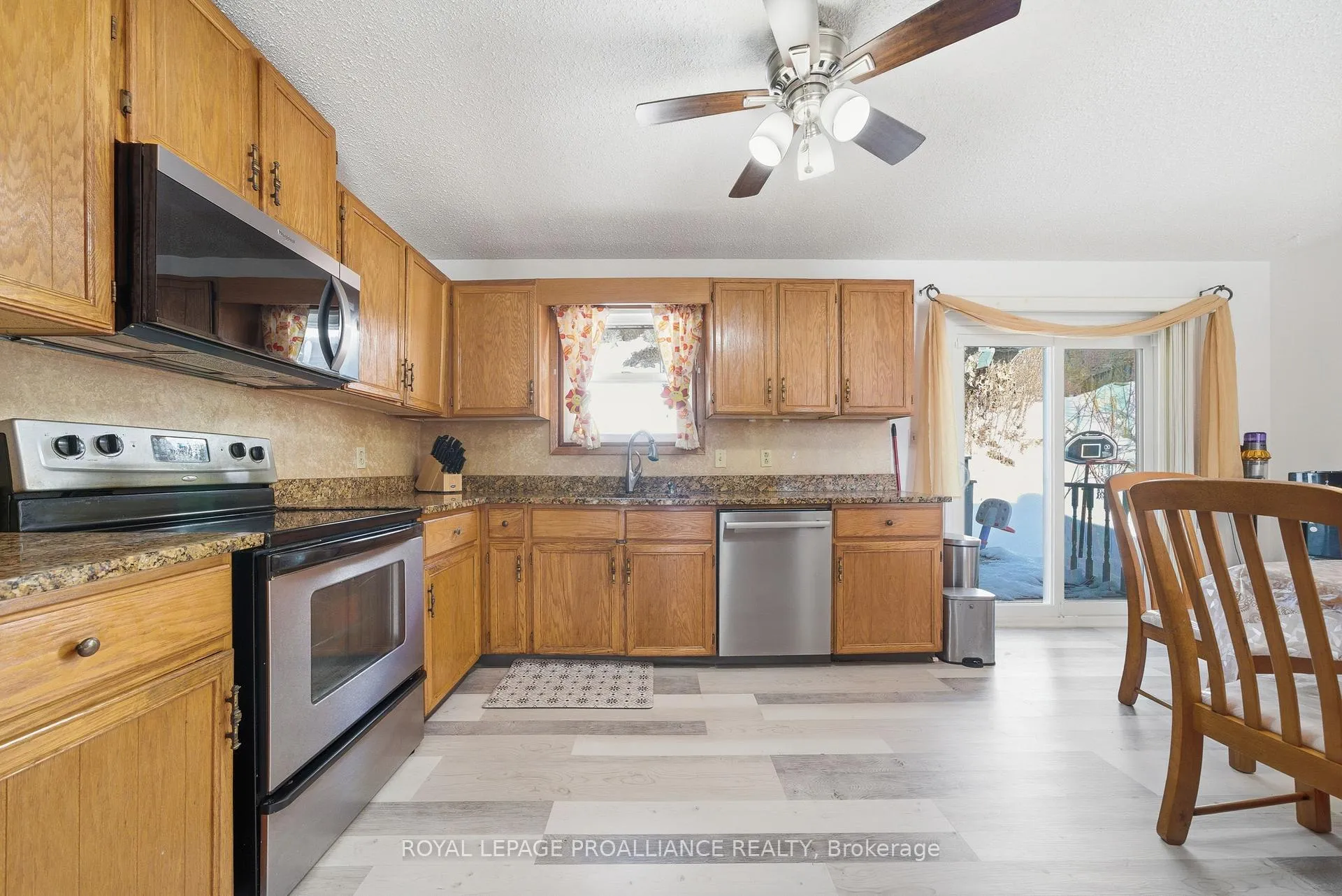 Photo 16 of 19 Allore Avenue, Quinte West, Trenton Ward — HOMEH
