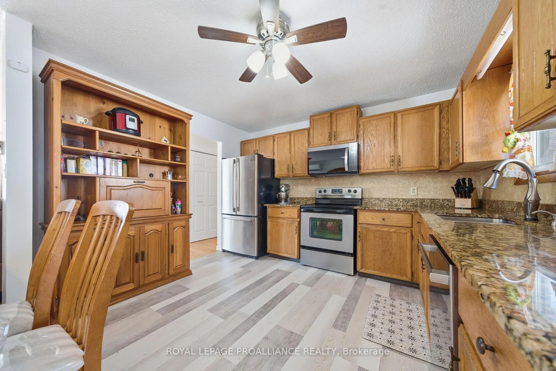Photo 18 of 19 Allore Avenue, Quinte West, Trenton Ward — HOMEH