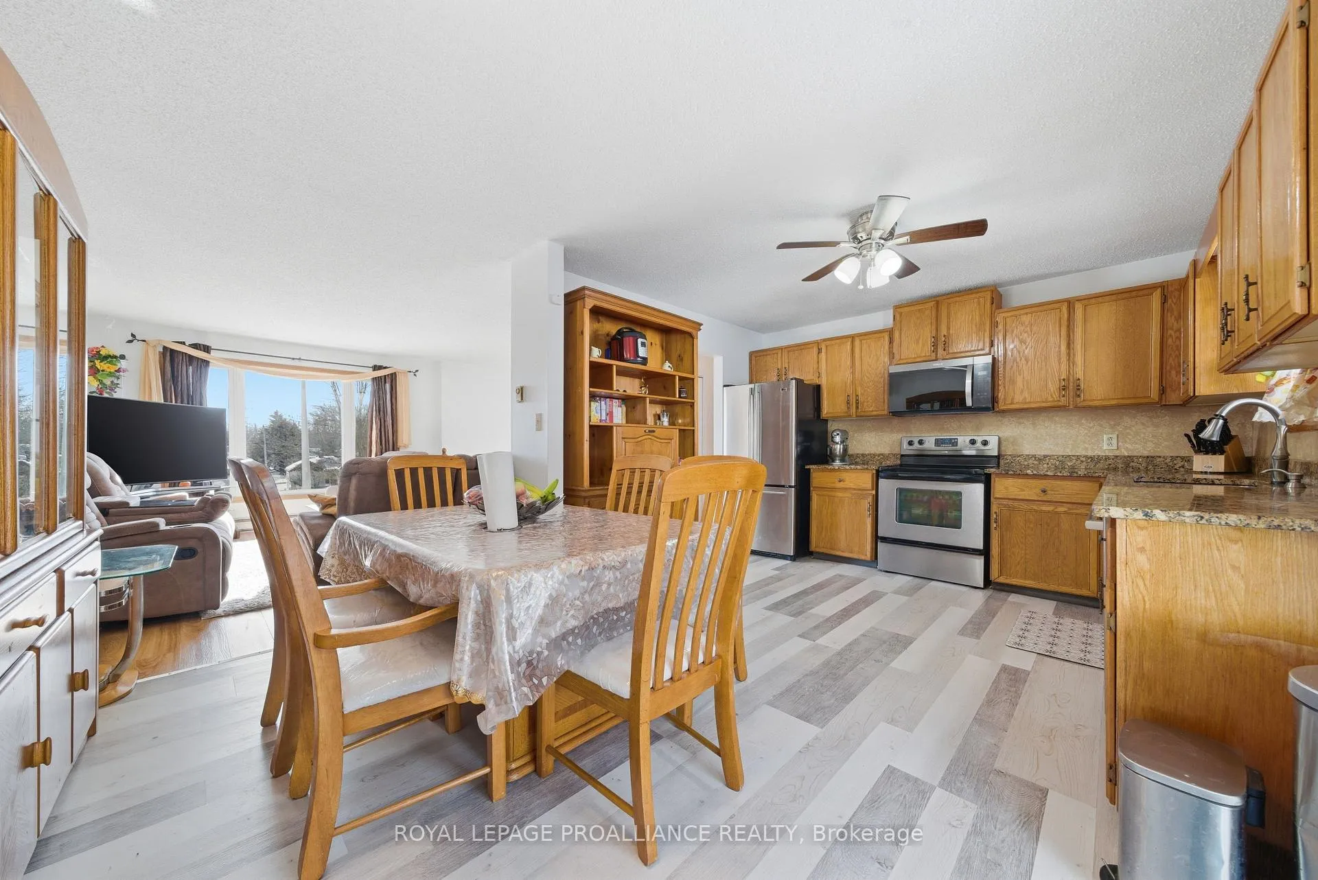 Photo 21 of 19 Allore Avenue, Quinte West, Trenton Ward — HOMEH