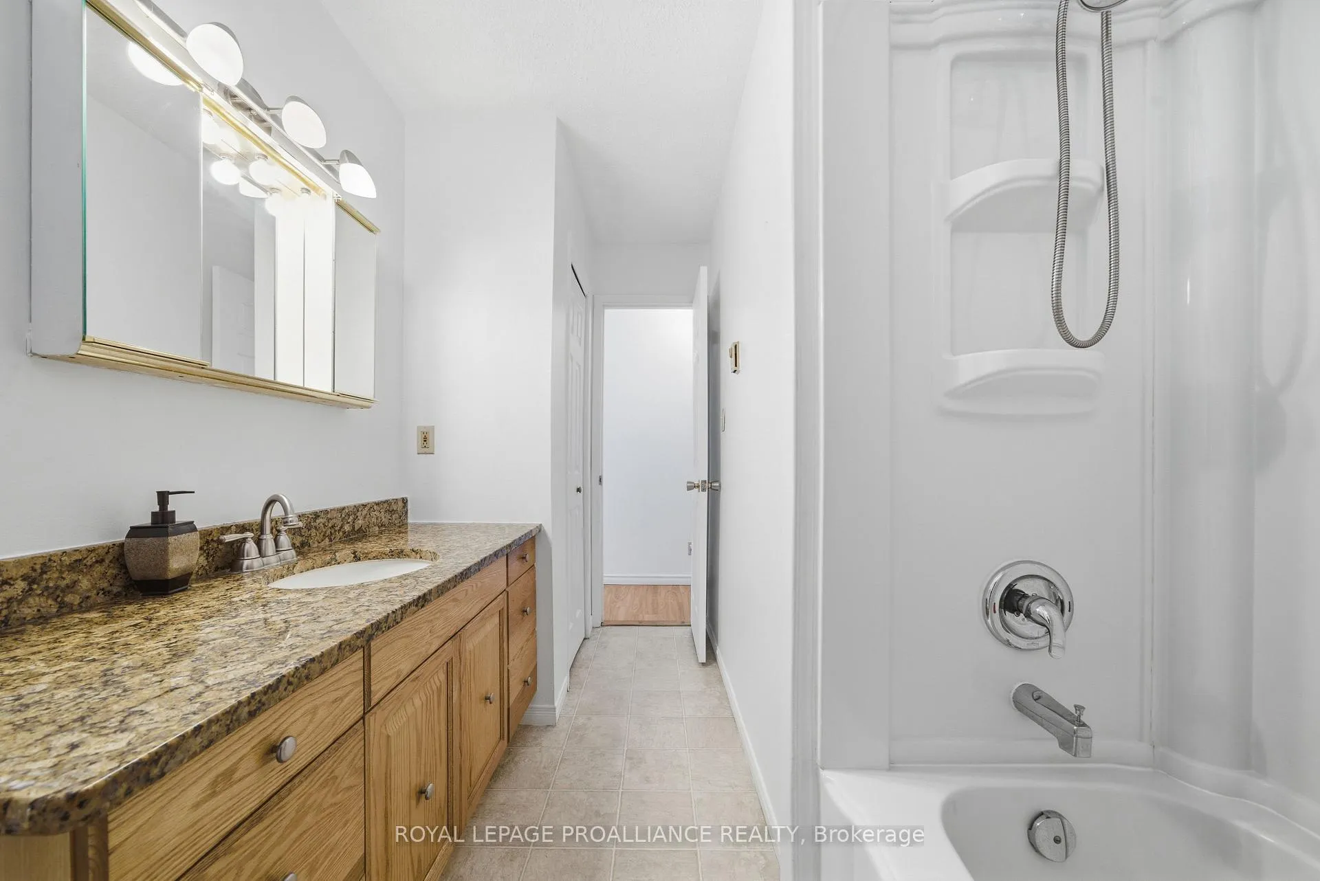 Photo 22 of 19 Allore Avenue, Quinte West, Trenton Ward — HOMEH