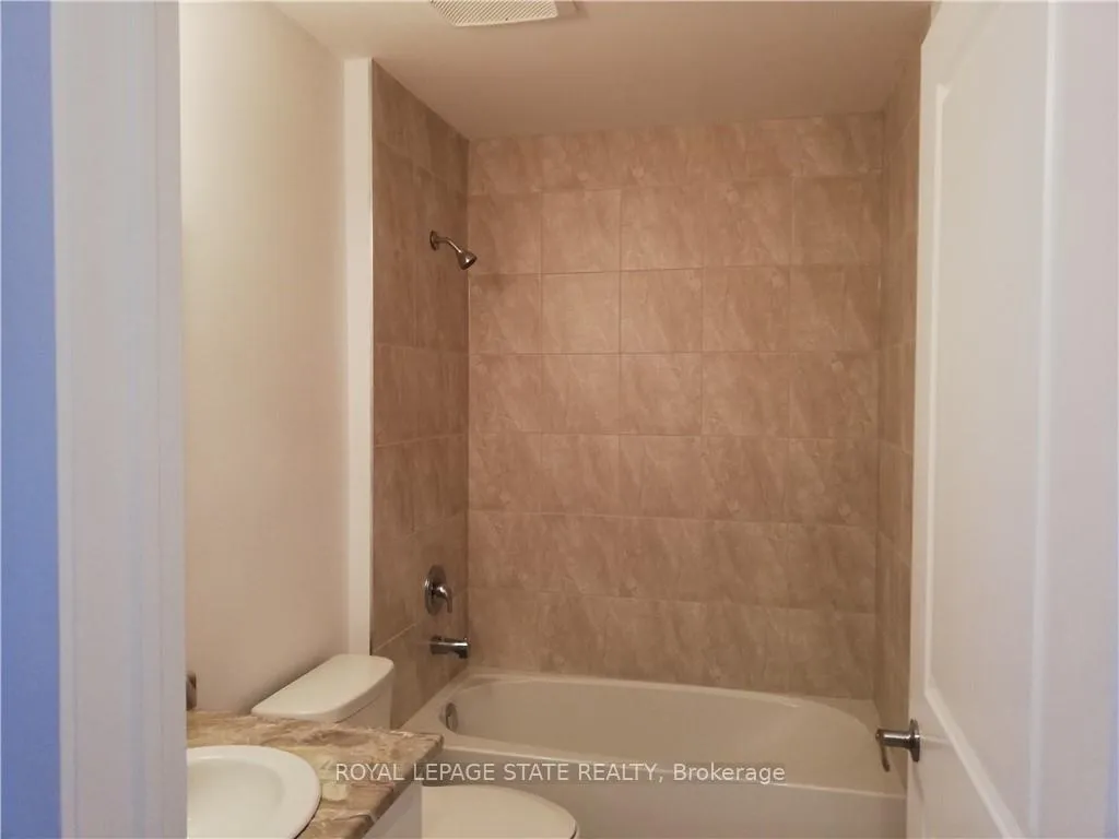 Photo 7 of Unit 201, 81 Robinson Street, Hamilton, Durand — HOMEH