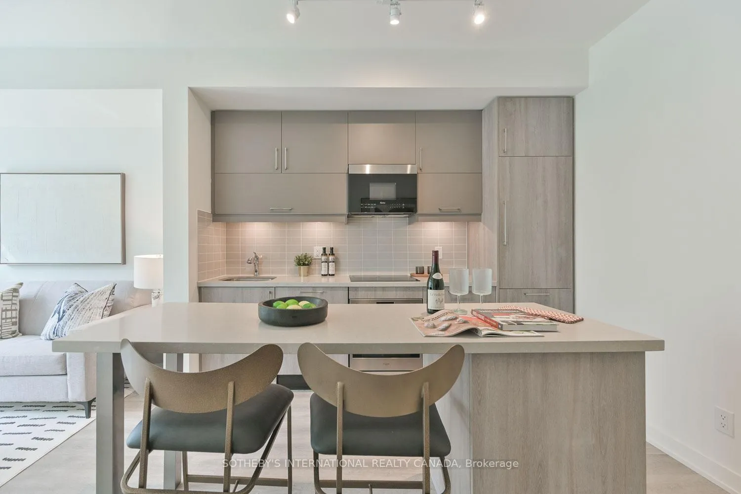 Photo 2 of Unit 616, 8119 Birchmount Road, Markham, Unionville — HOMEH
