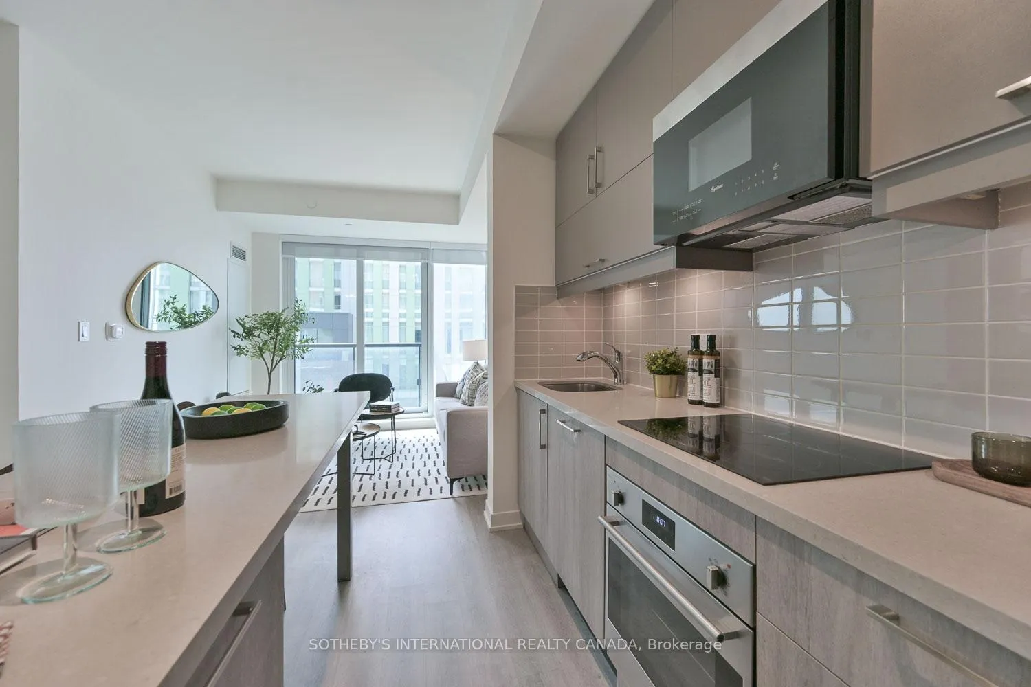 Photo 9 of Unit 616, 8119 Birchmount Road, Markham, Unionville — HOMEH