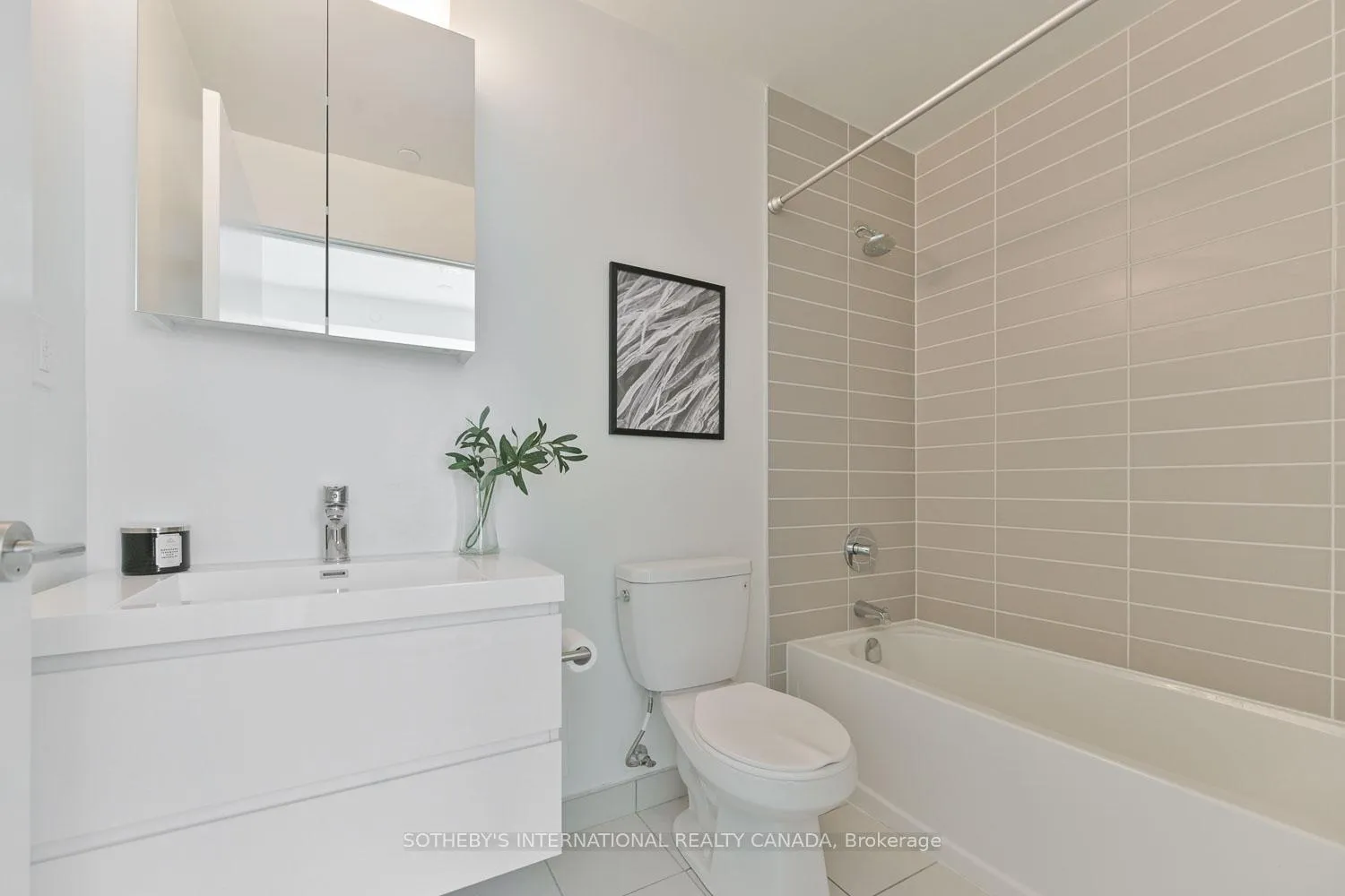 Photo 15 of Unit 616, 8119 Birchmount Road, Markham, Unionville — HOMEH