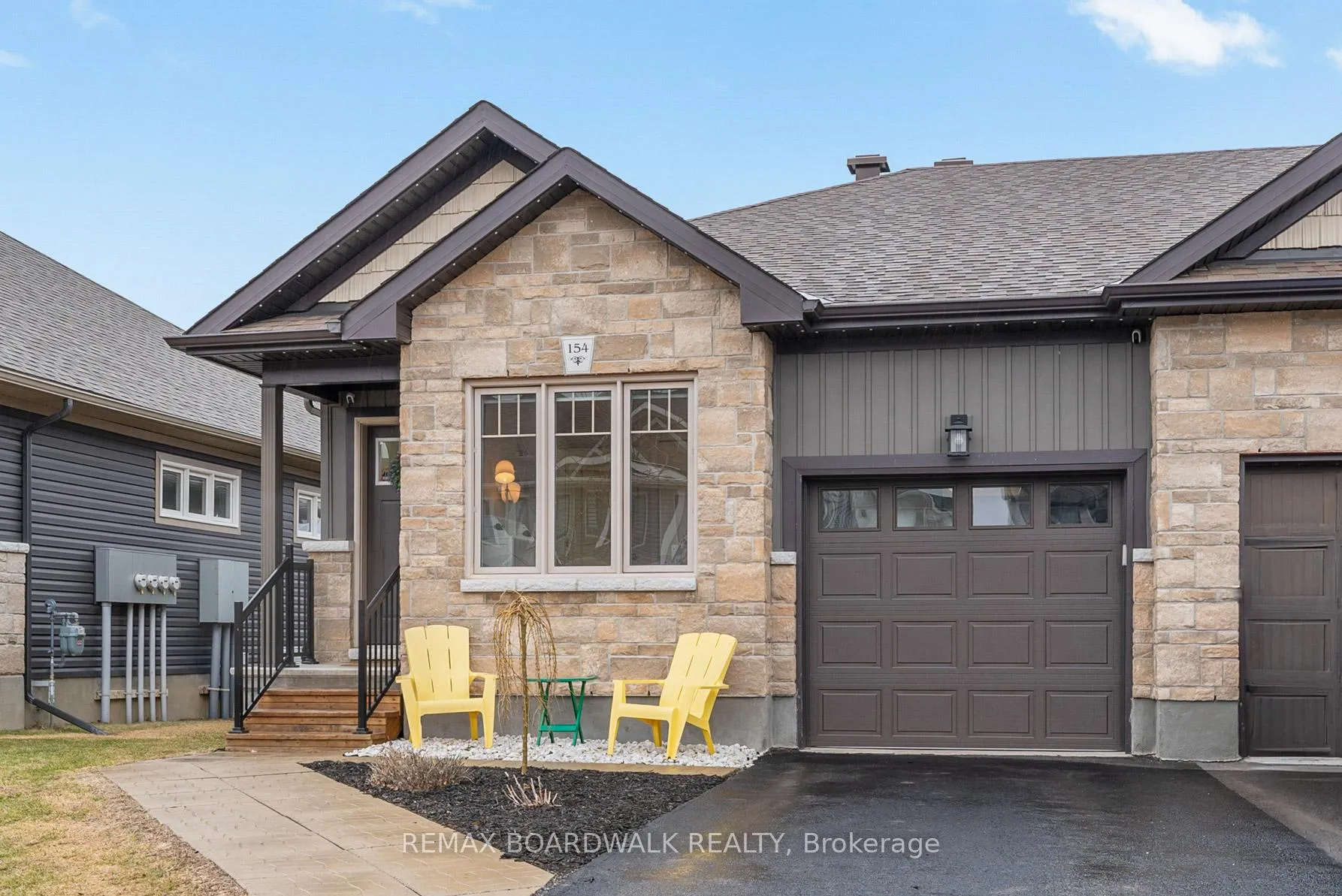Photo 1 of 154 Ferrara Drive, Smiths Falls — HOMEH