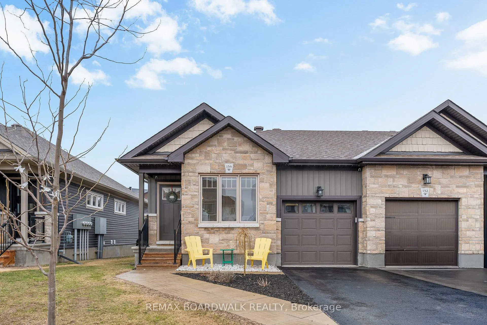 Photo 3 of 154 Ferrara Drive, Smiths Falls — HOMEH