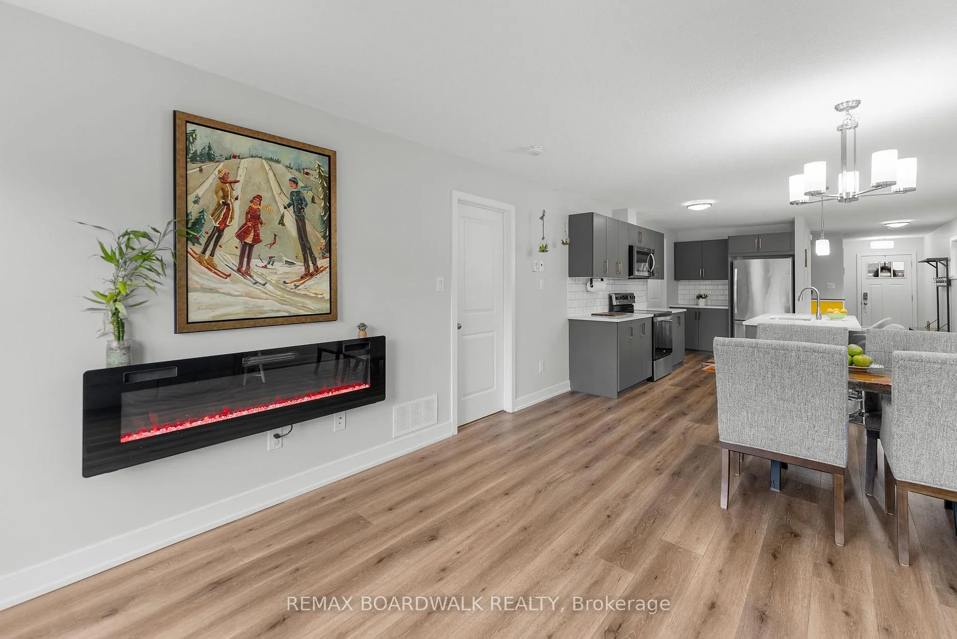 Photo 11 of 154 Ferrara Drive, Smiths Falls — HOMEH