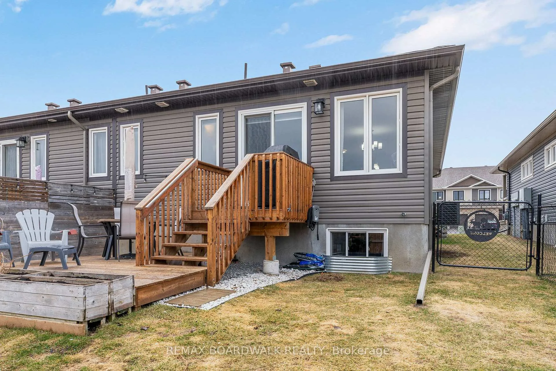 Photo 37 of 154 Ferrara Drive, Smiths Falls — HOMEH