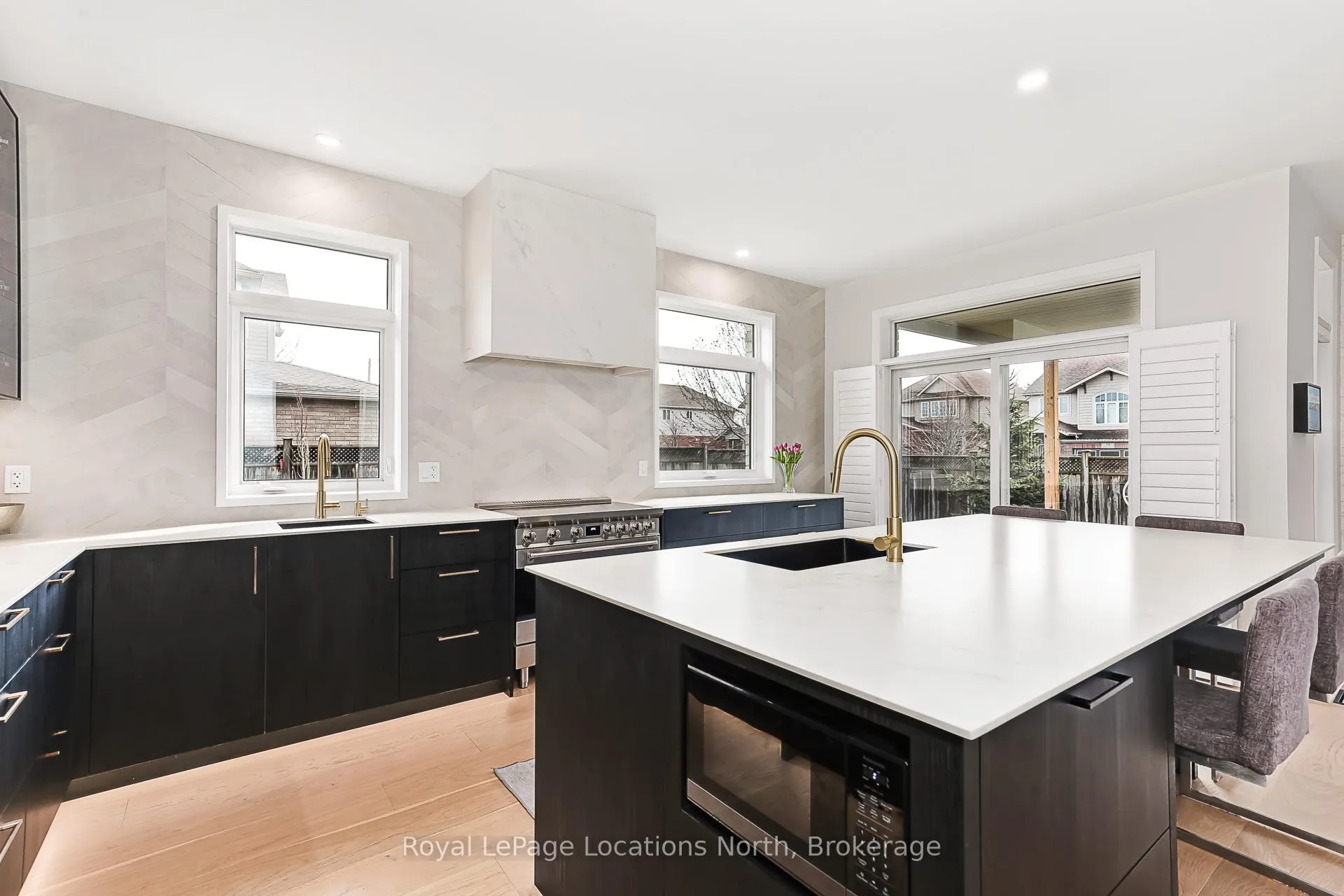 Photo 11 of 67 Brooke Avenue, Collingwood — HOMEH