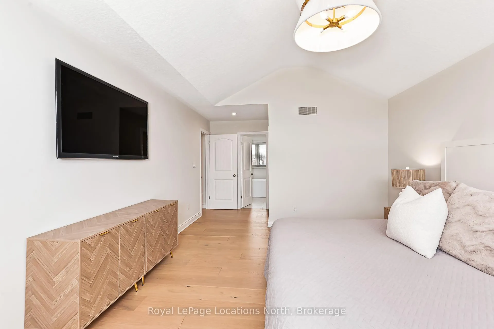 Photo 26 of 67 Brooke Avenue, Collingwood — HOMEH