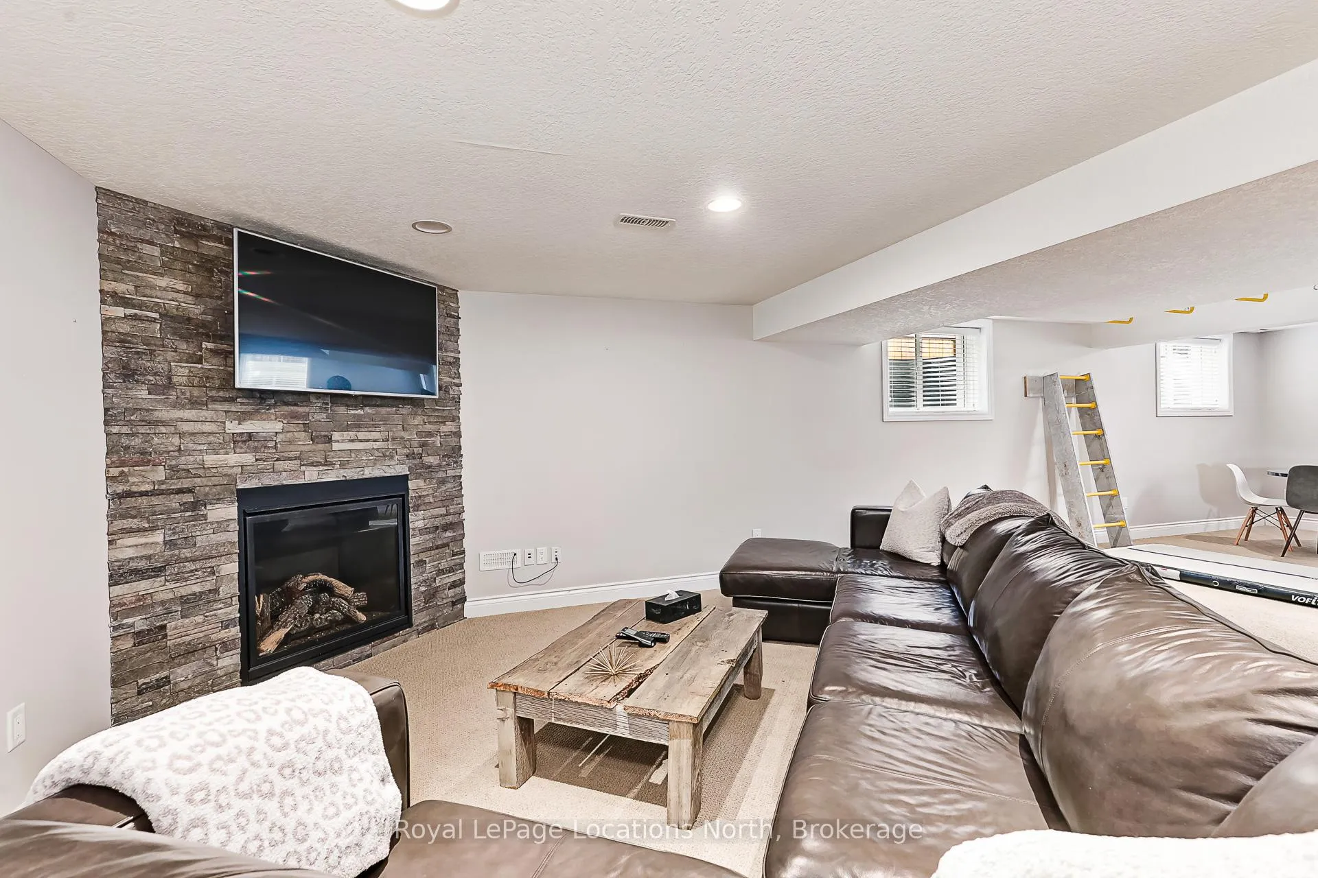 Photo 40 of 67 Brooke Avenue, Collingwood — HOMEH