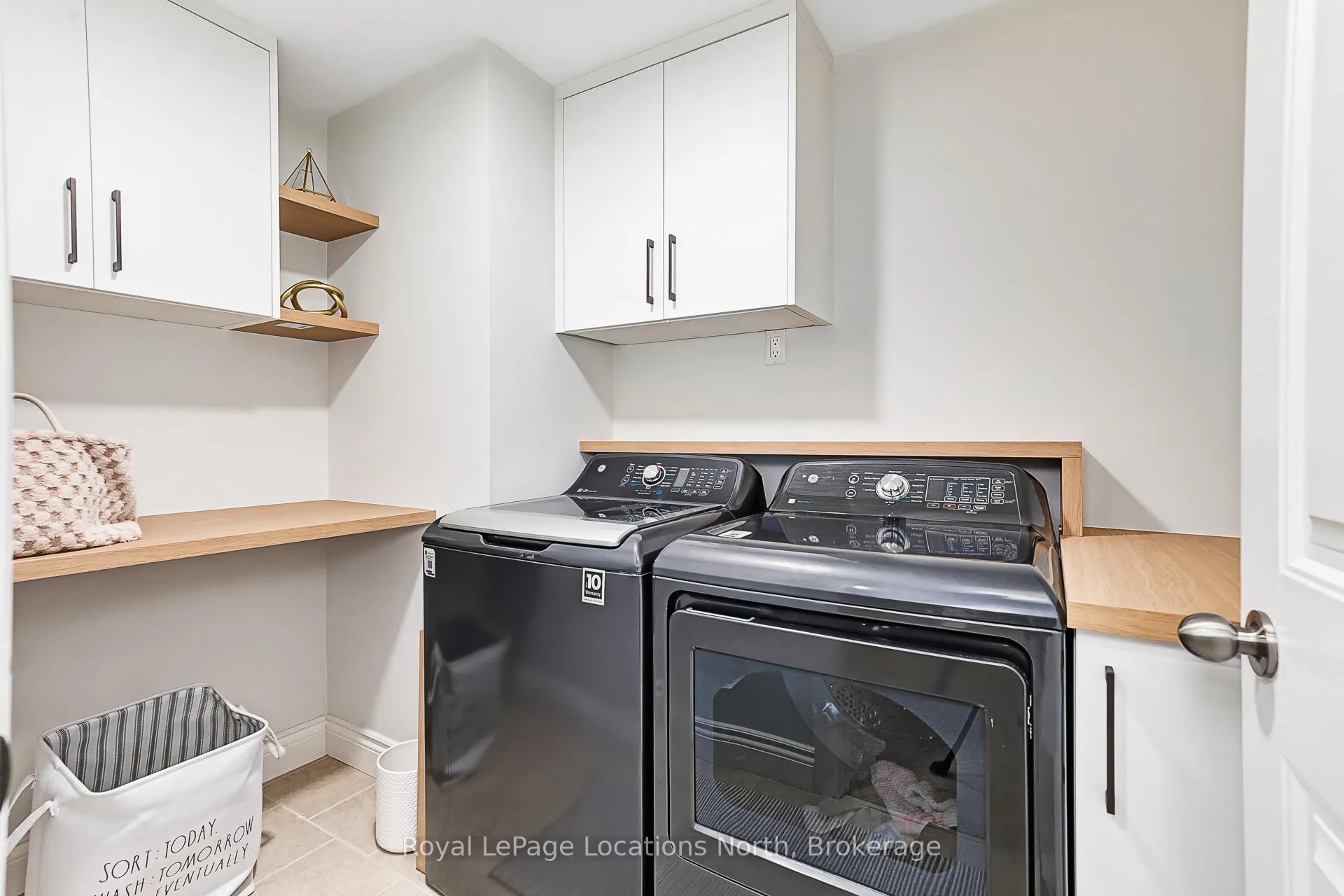 Photo 45 of 67 Brooke Avenue, Collingwood — HOMEH