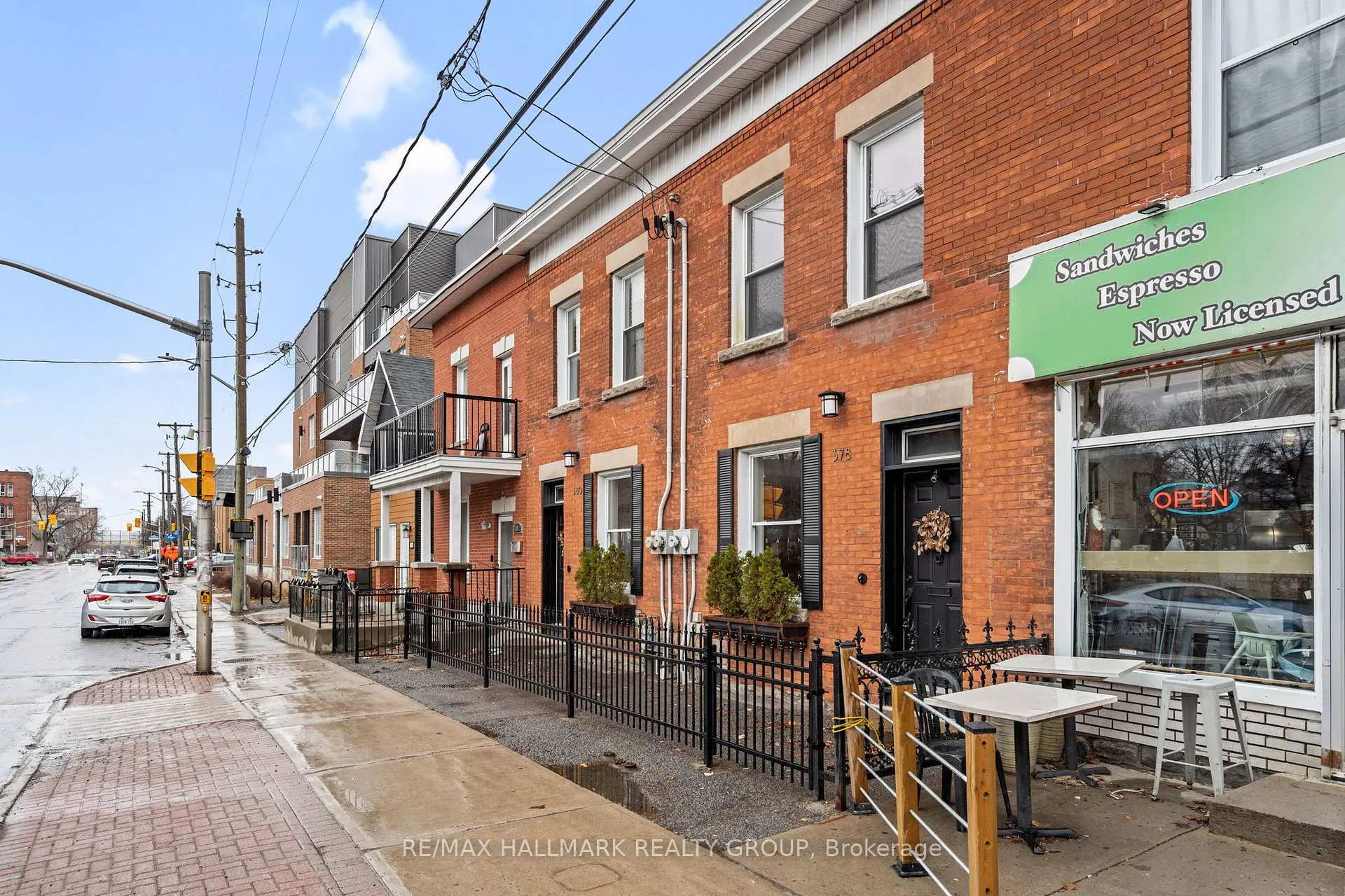 Front of 378 Booth Street