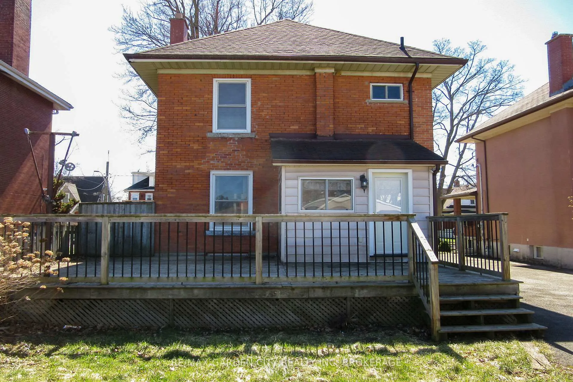 Photo 42 of 86 Griffith Street, Welland, Welland Downtown — HOMEH
