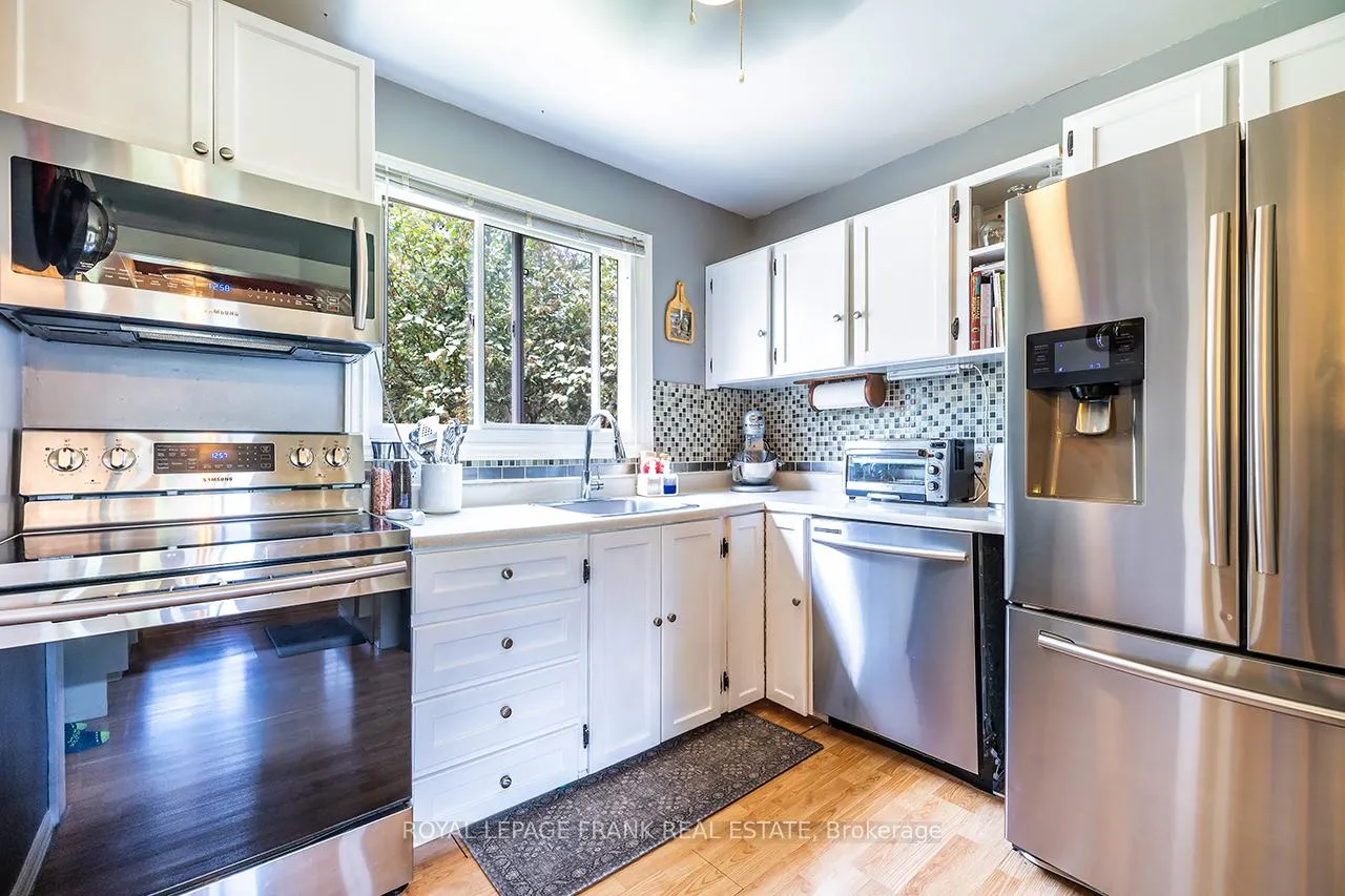 Photo 12 of 16 Shelley Drive, Kawartha Lakes, Mariposa — HOMEH
