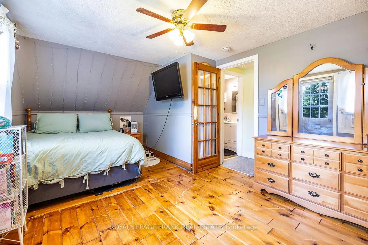Photo 24 of 16 Shelley Drive, Kawartha Lakes, Mariposa — HOMEH