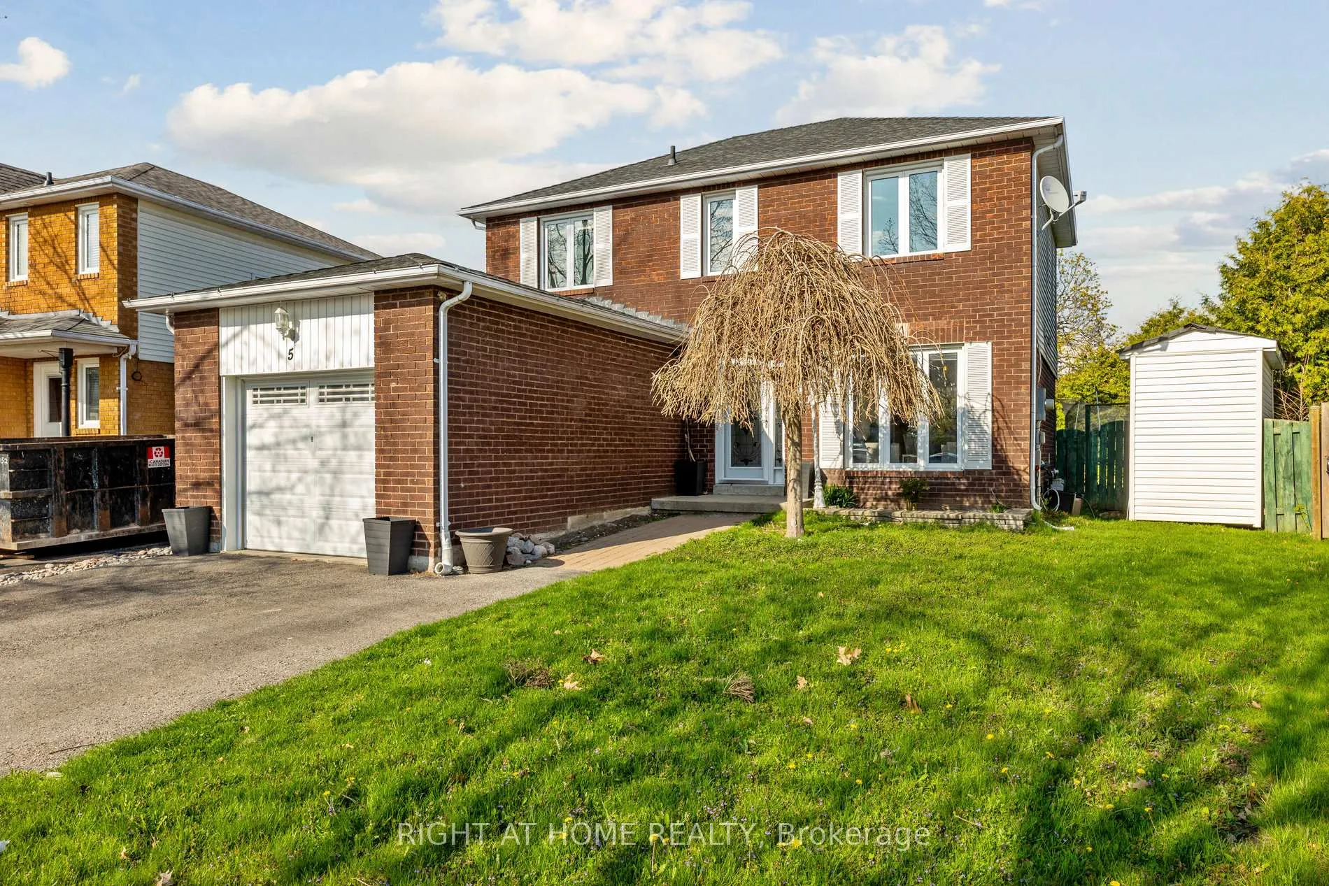 Photo 1 of 5 Coulson Court, Clarington, Newcastle — HOMEH