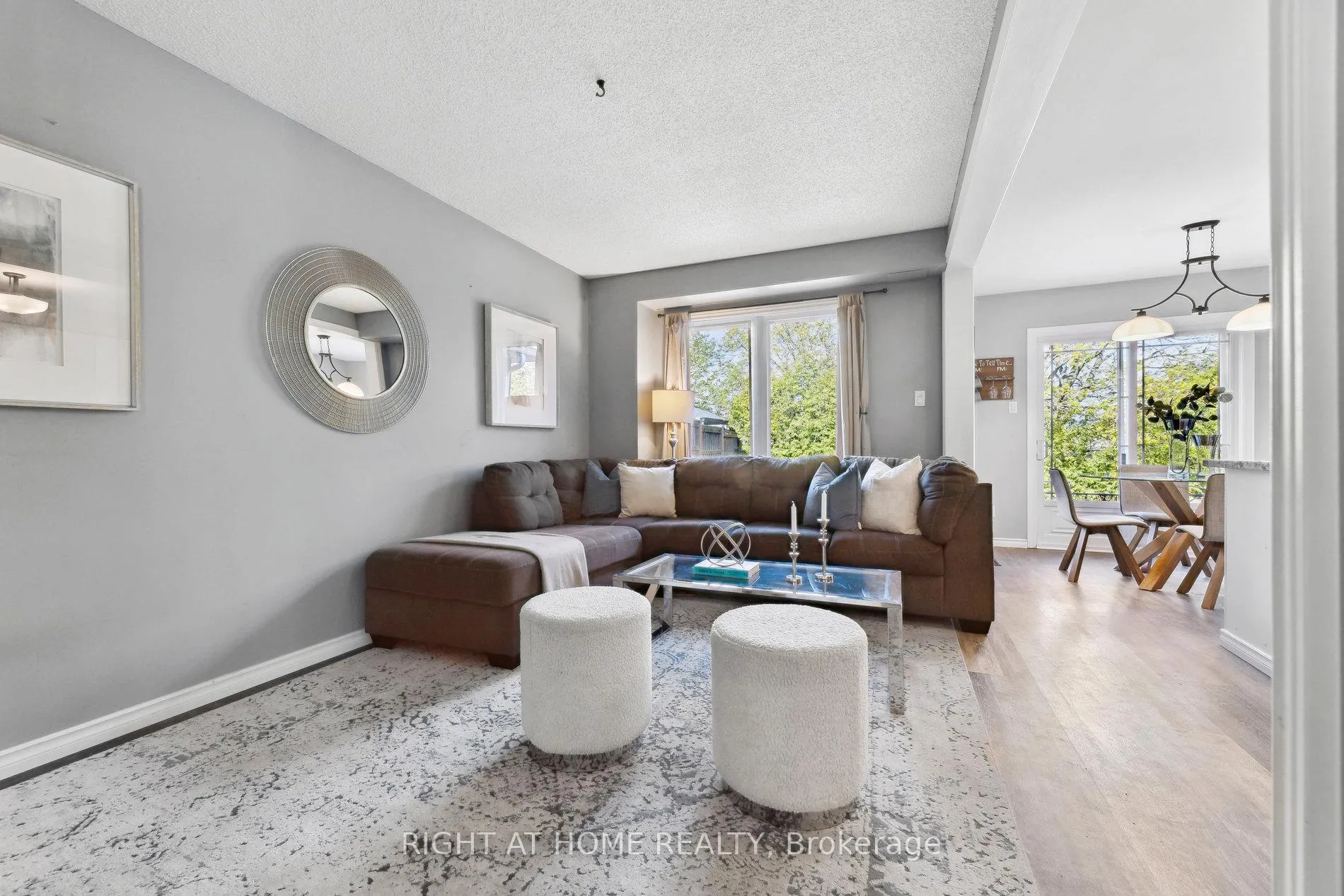 Photo 5 of 5 Coulson Court, Clarington, Newcastle — HOMEH