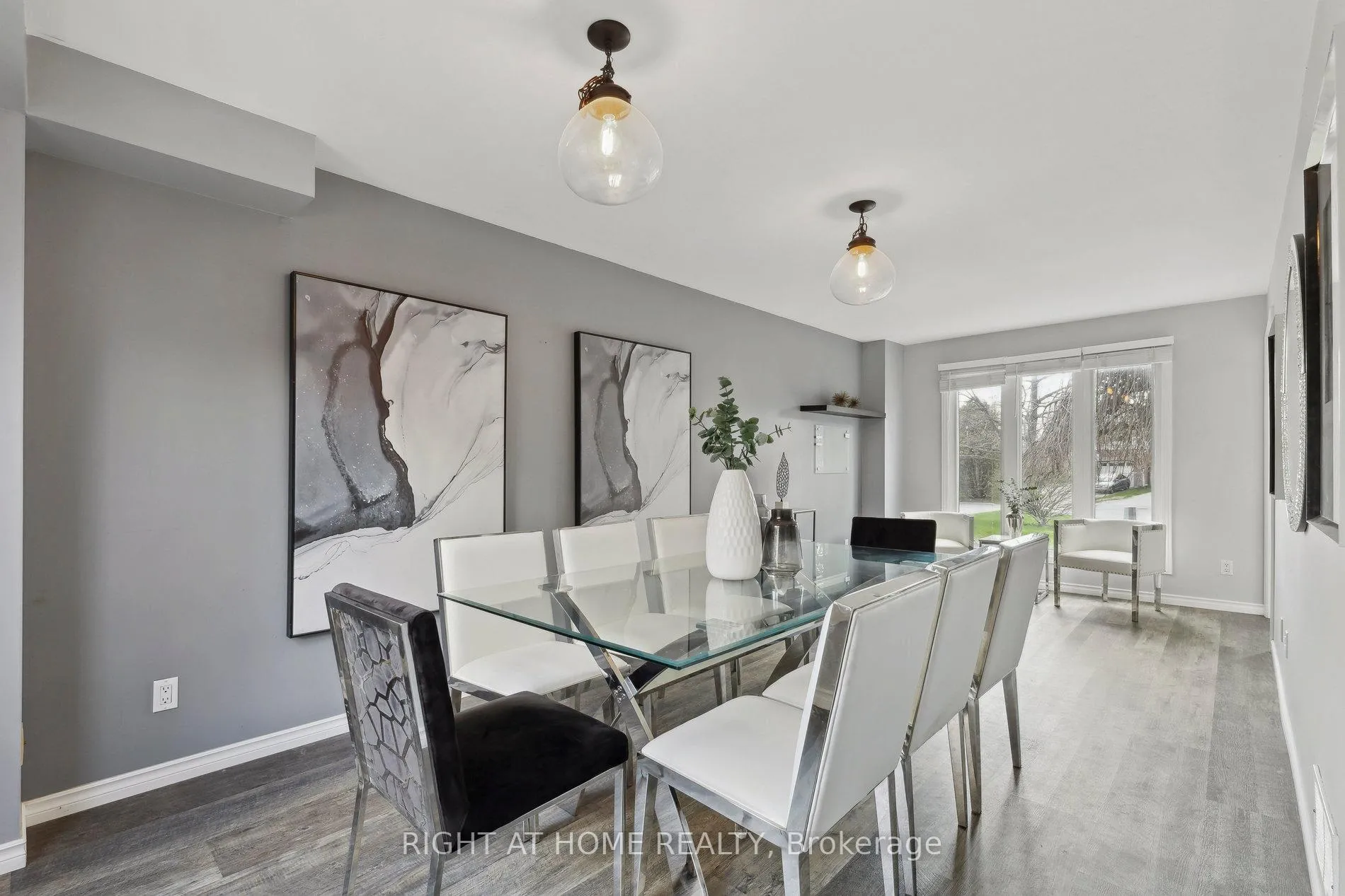Photo 6 of 5 Coulson Court, Clarington, Newcastle — HOMEH