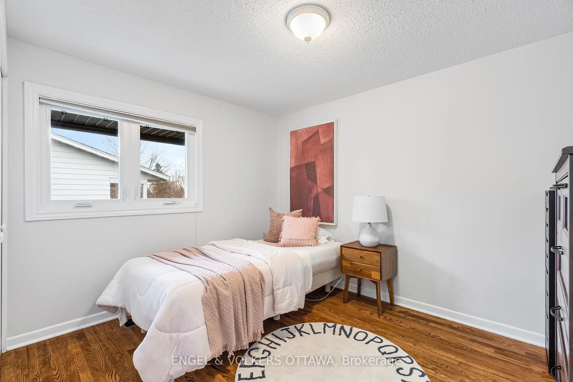 Photo 16 of 2173 Beaumont Road, Ottawa, Playfair Park — HOMEH