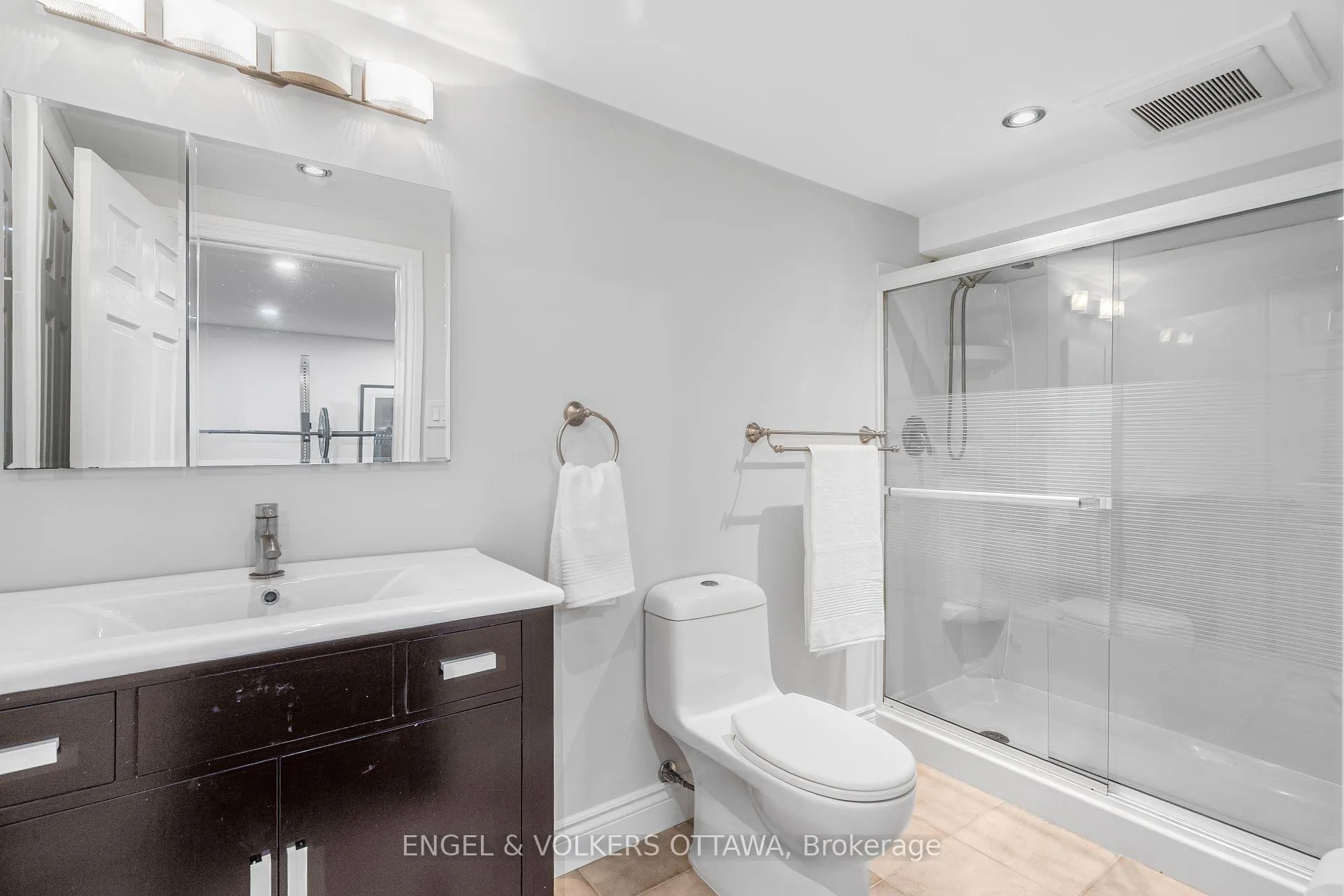 Photo 22 of 2173 Beaumont Road, Ottawa, Playfair Park — HOMEH