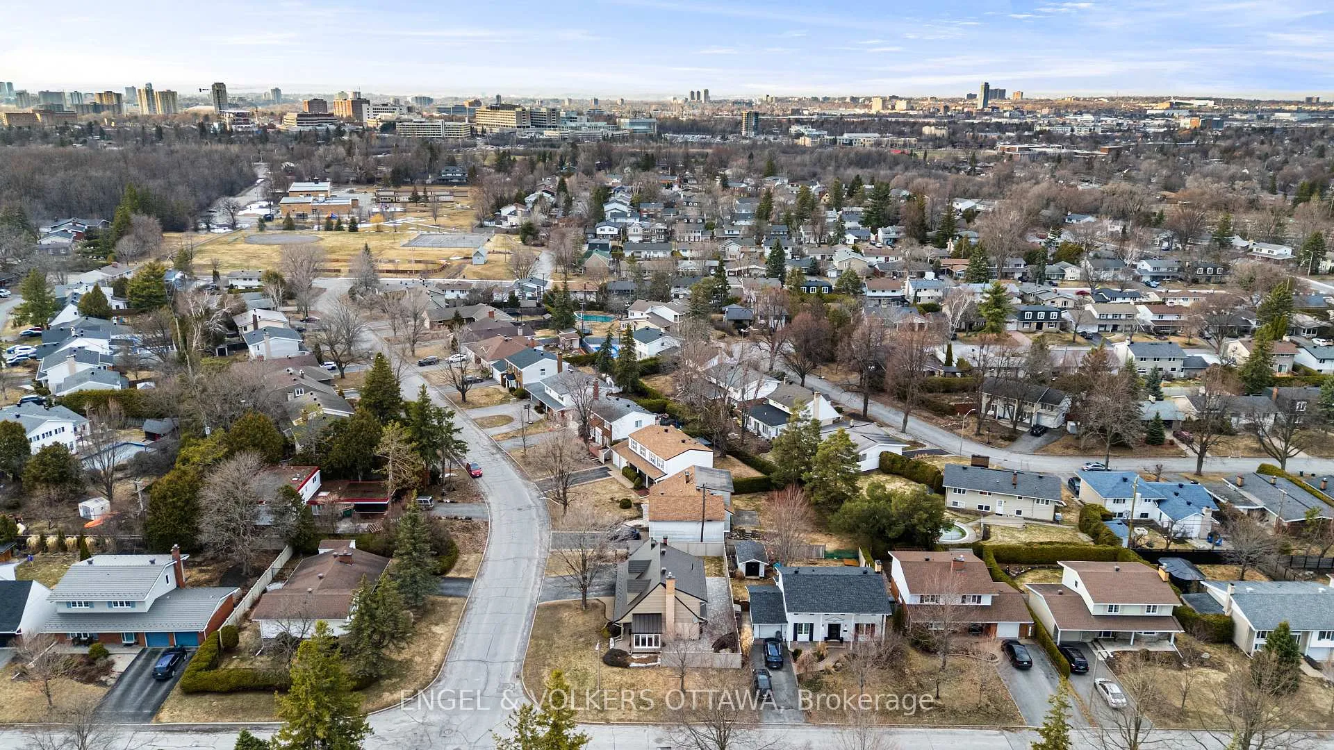 Photo 34 of 2173 Beaumont Road, Ottawa, Playfair Park — HOMEH