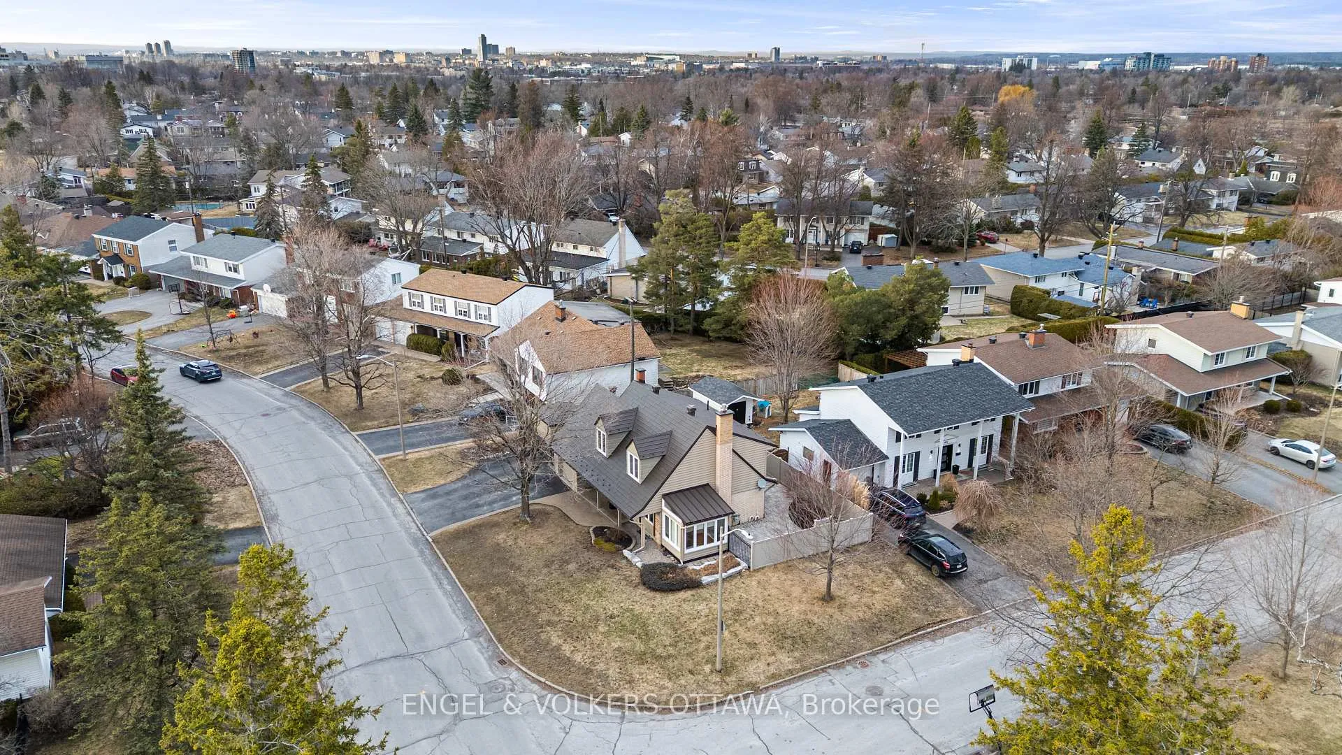 Photo 35 of 2173 Beaumont Road, Ottawa, Playfair Park — HOMEH