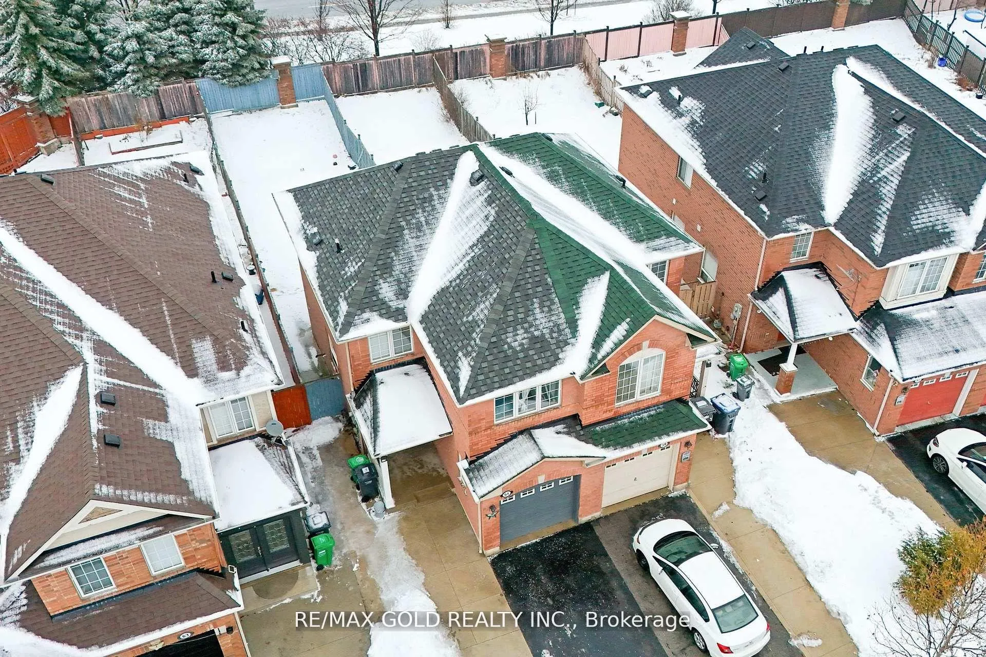 Photo 3 of 61 Bottomwood Street, Brampton, Goreway Drive Corridor — HOMEH