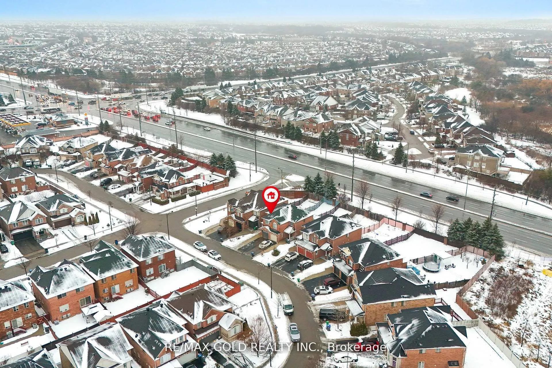 Photo 4 of 61 Bottomwood Street, Brampton, Goreway Drive Corridor — HOMEH