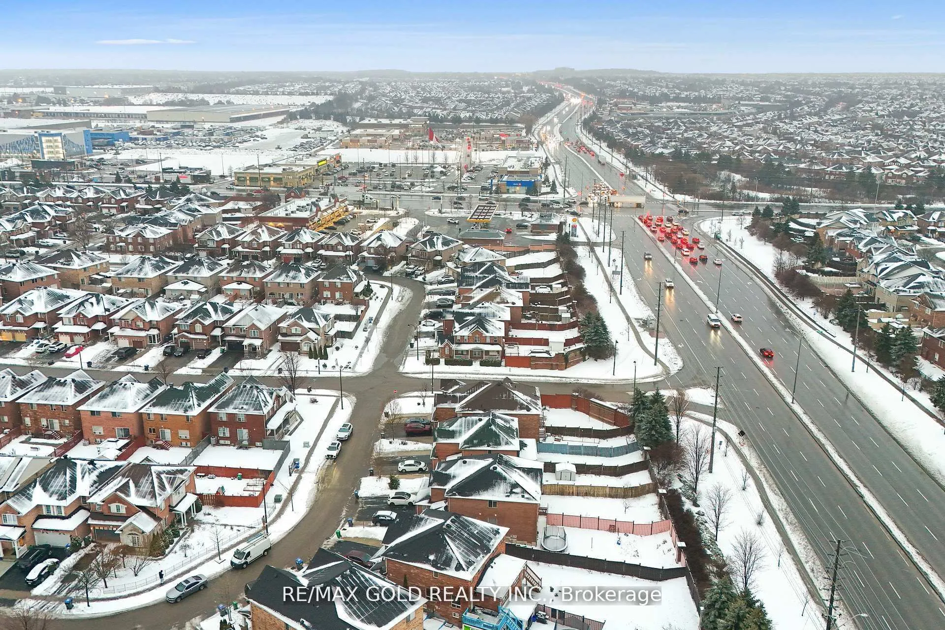 Photo 6 of 61 Bottomwood Street, Brampton, Goreway Drive Corridor — HOMEH