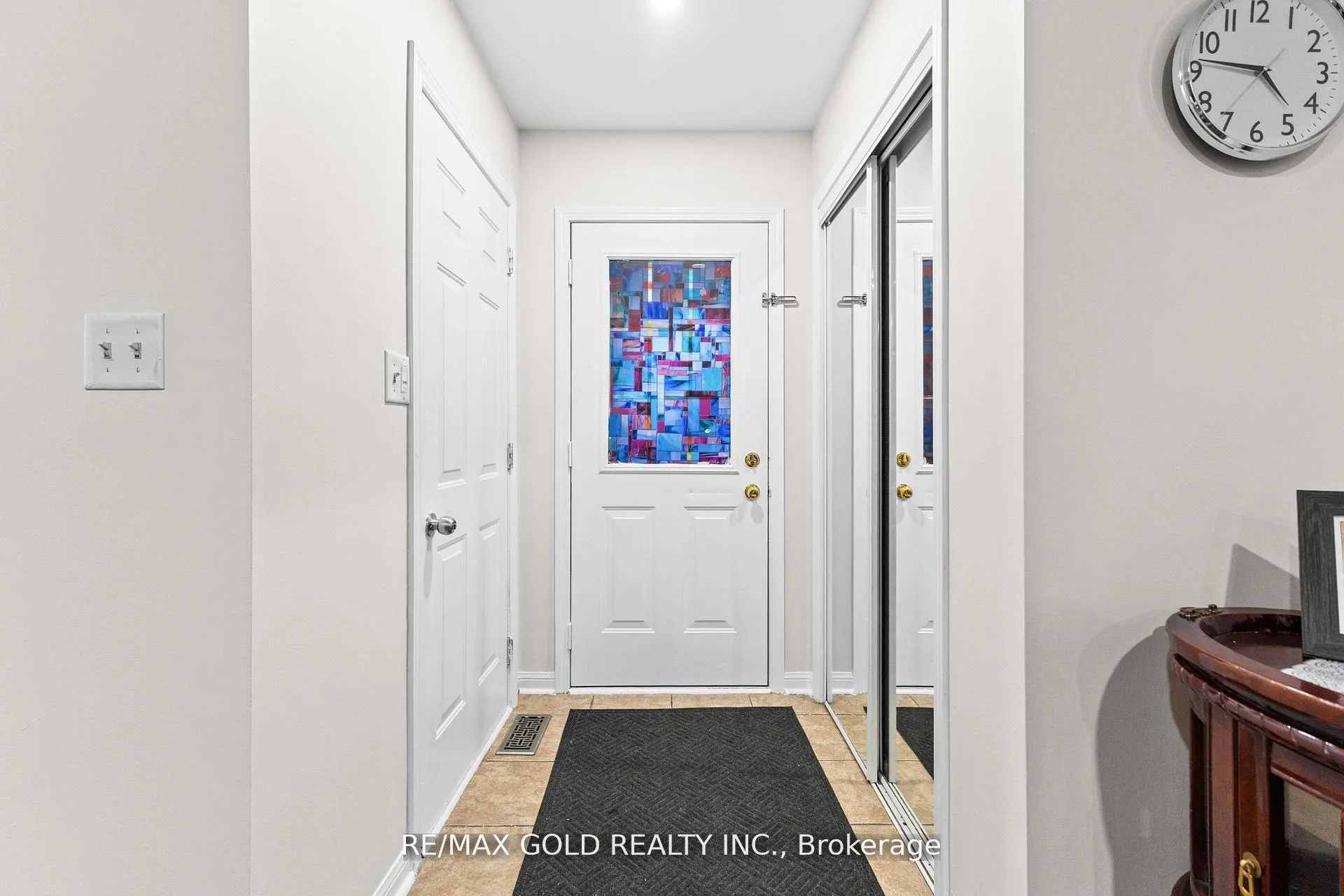 Photo 13 of 61 Bottomwood Street, Brampton, Goreway Drive Corridor — HOMEH
