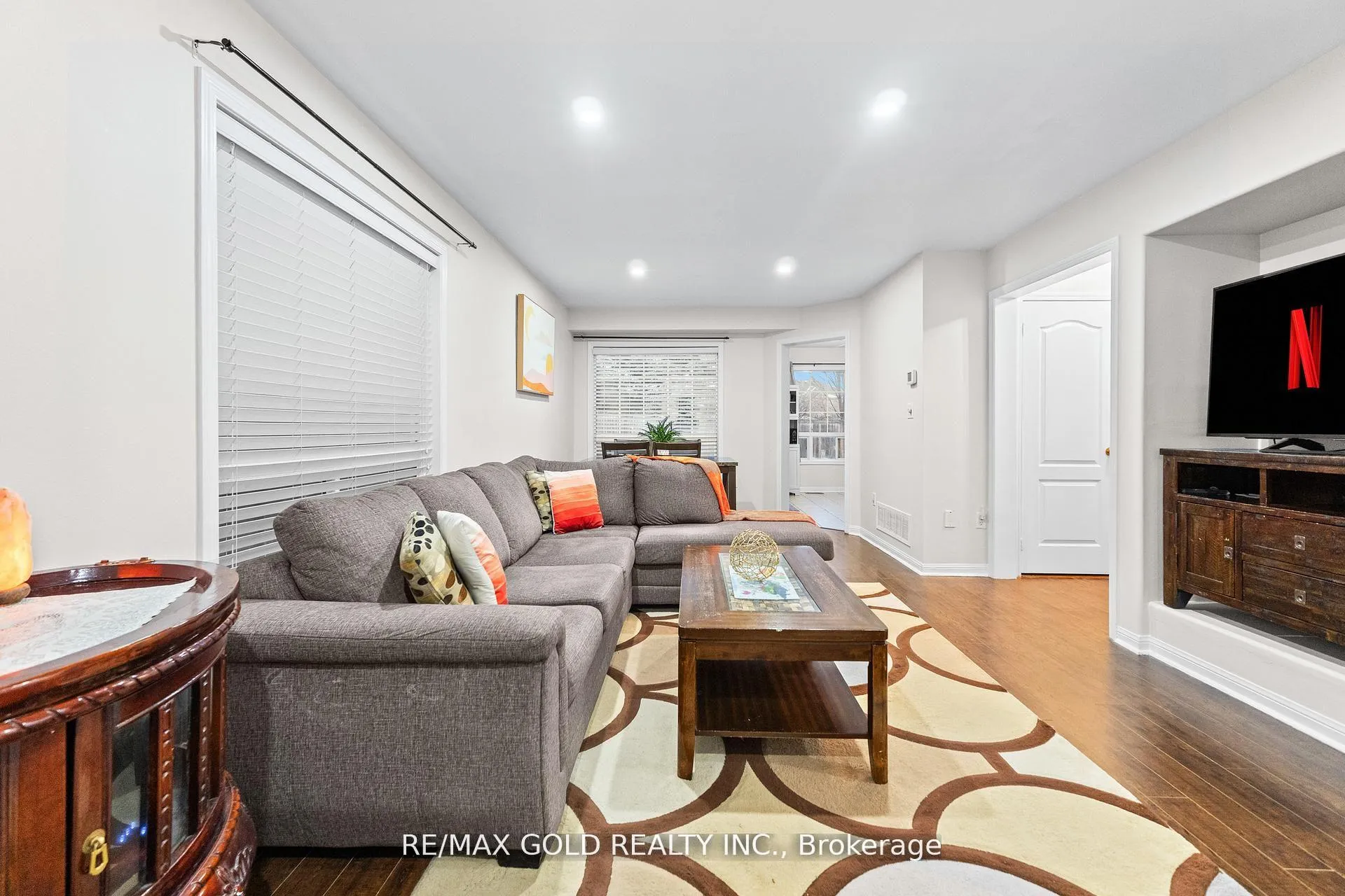Photo 16 of 61 Bottomwood Street, Brampton, Goreway Drive Corridor — HOMEH