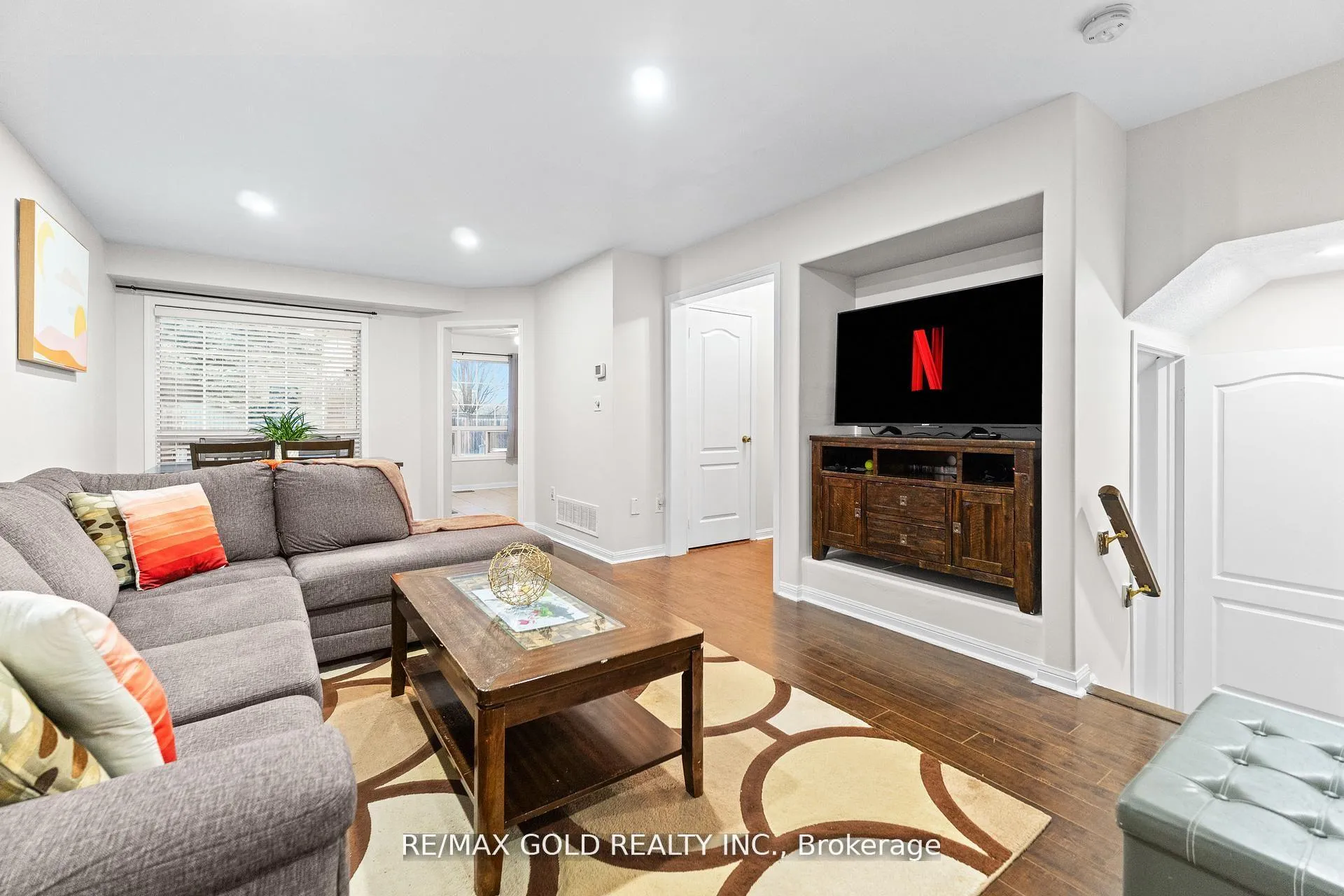 Photo 17 of 61 Bottomwood Street, Brampton, Goreway Drive Corridor — HOMEH