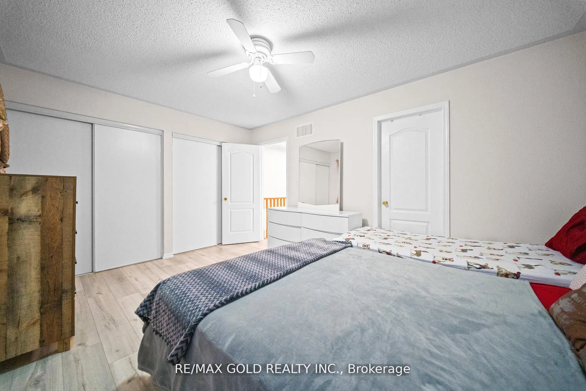 Photo 30 of 61 Bottomwood Street, Brampton, Goreway Drive Corridor — HOMEH