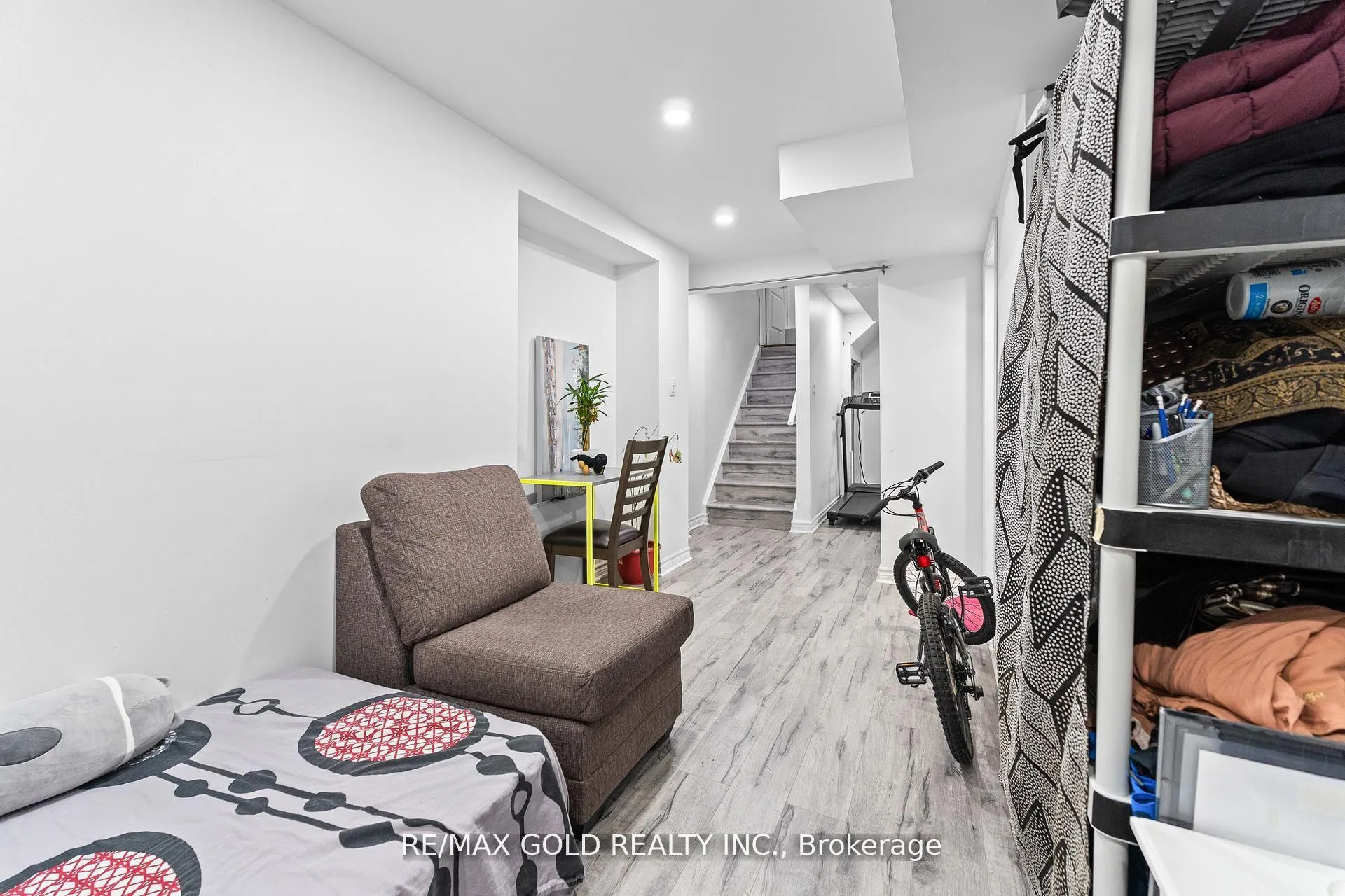 Photo 43 of 61 Bottomwood Street, Brampton, Goreway Drive Corridor — HOMEH