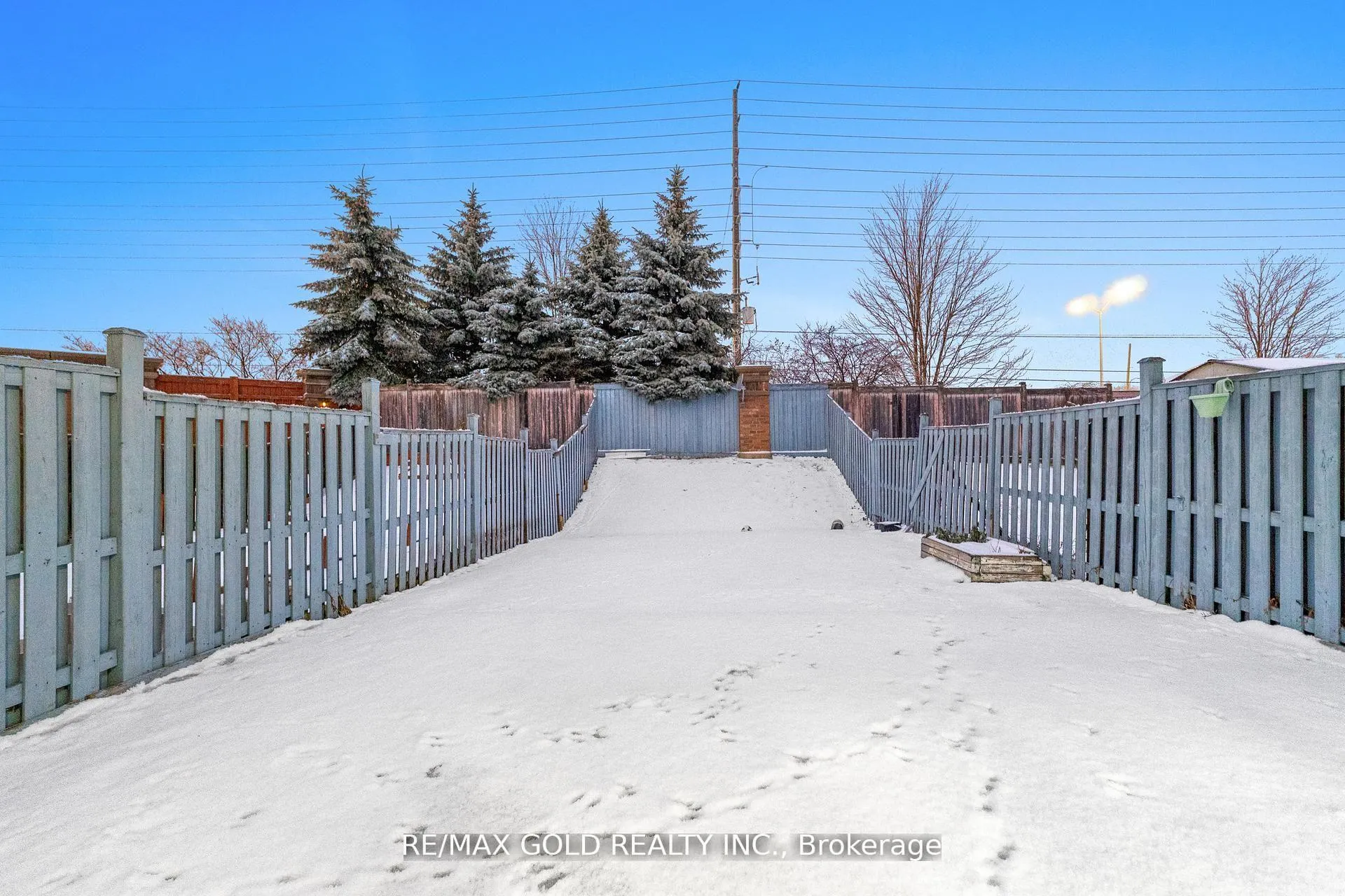 Photo 47 of 61 Bottomwood Street, Brampton, Goreway Drive Corridor — HOMEH