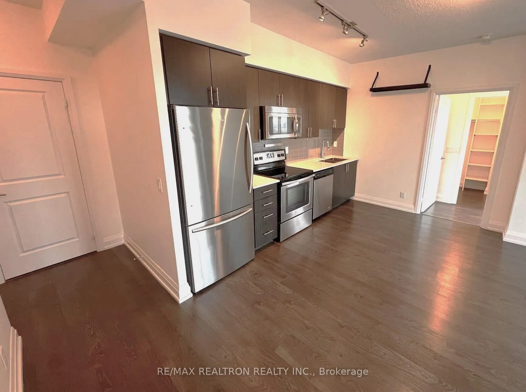 Photo 11 of Unit 1601, 7890 Bathurst Street, Vaughan, Beverley Glen — HOMEH