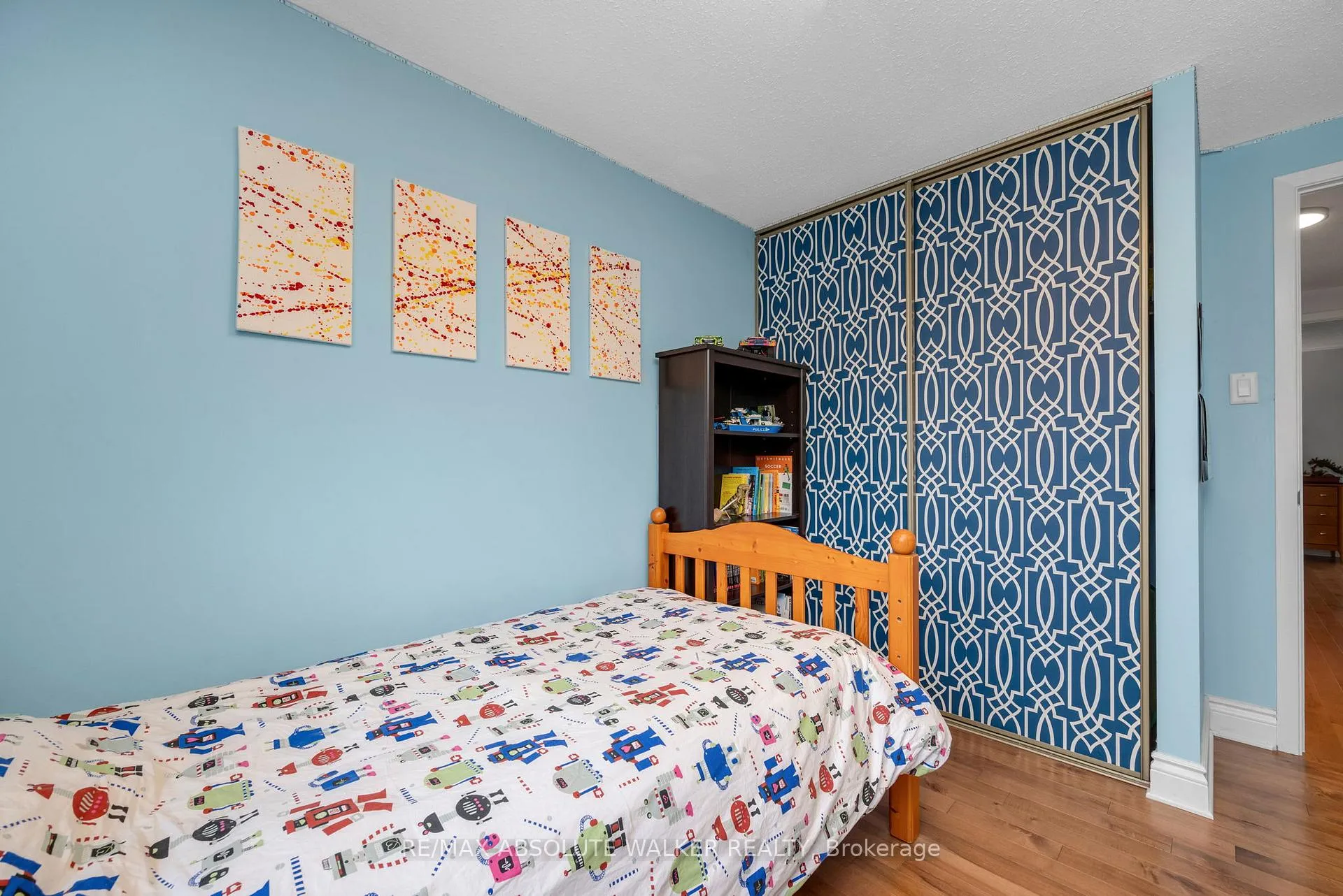 Photo 21 of 6289 Vorlage Drive, Ottawa, Convent Glen North — HOMEH