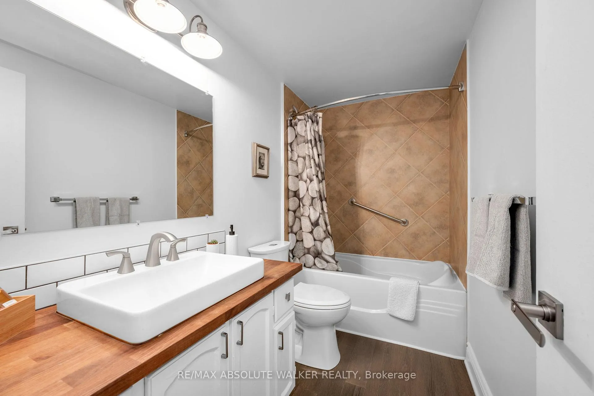 Photo 25 of 6289 Vorlage Drive, Ottawa, Convent Glen North — HOMEH