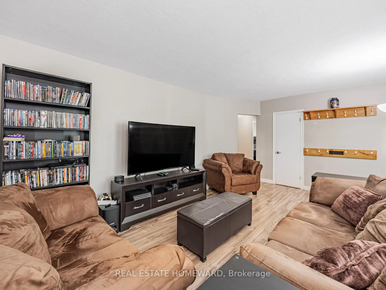 Photo 10 of 793 Eastglen Drive, Oshawa, Eastdale — HOMEH
