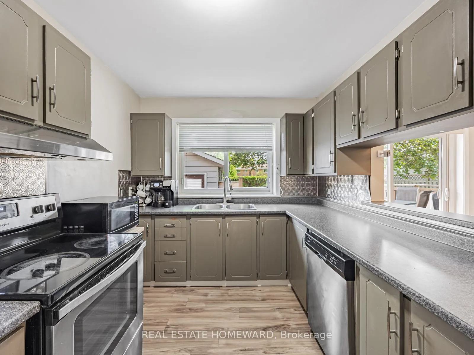 Photo 14 of 793 Eastglen Drive, Oshawa, Eastdale — HOMEH