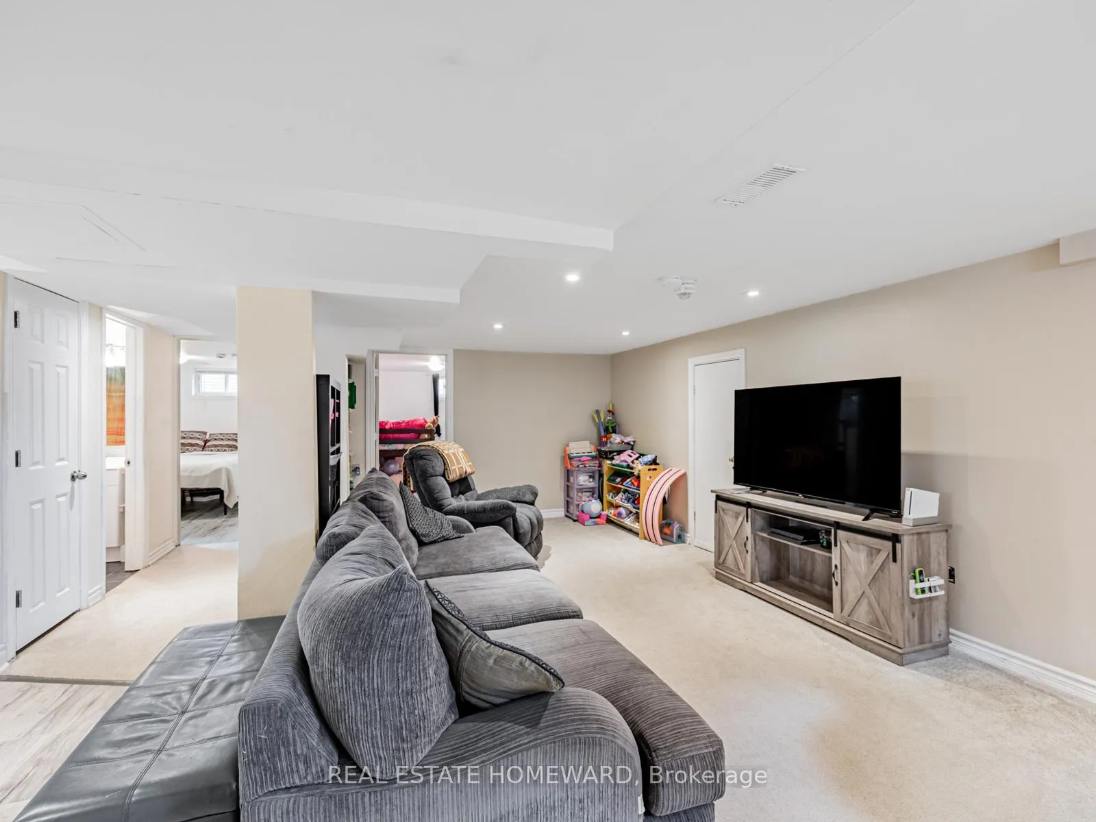 Photo 29 of 793 Eastglen Drive, Oshawa, Eastdale — HOMEH