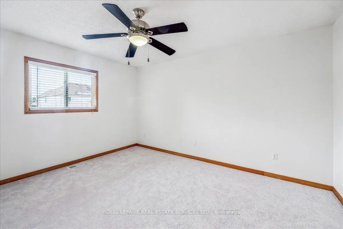 Photo 17 of 82 Whitlaw Way, Brant, Paris — HOMEH